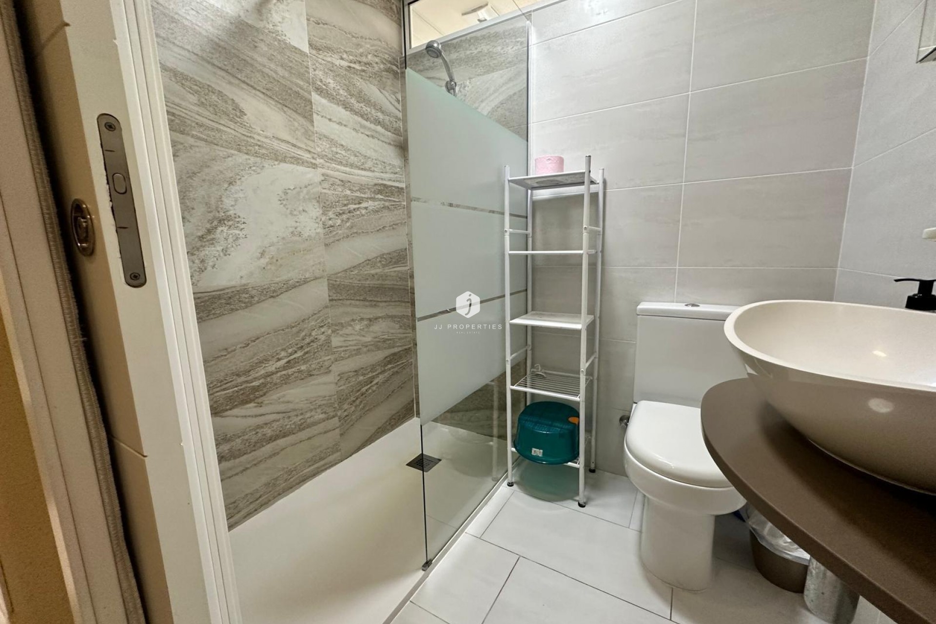 D'occasion - Appartement -
Torrevieja - Paseo maritimo