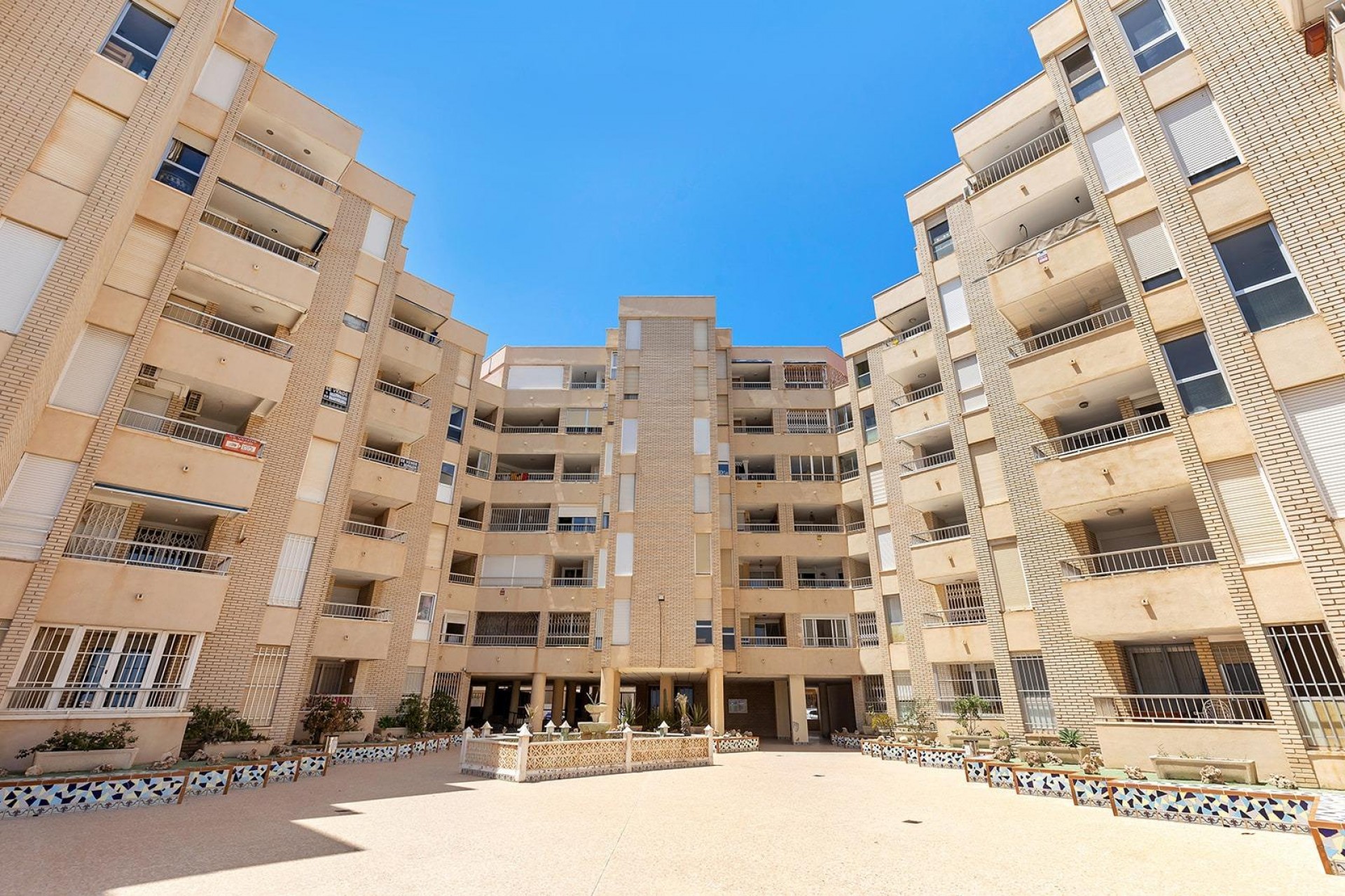 D'occasion - Appartement -
Torrevieja - Playa de los Locos