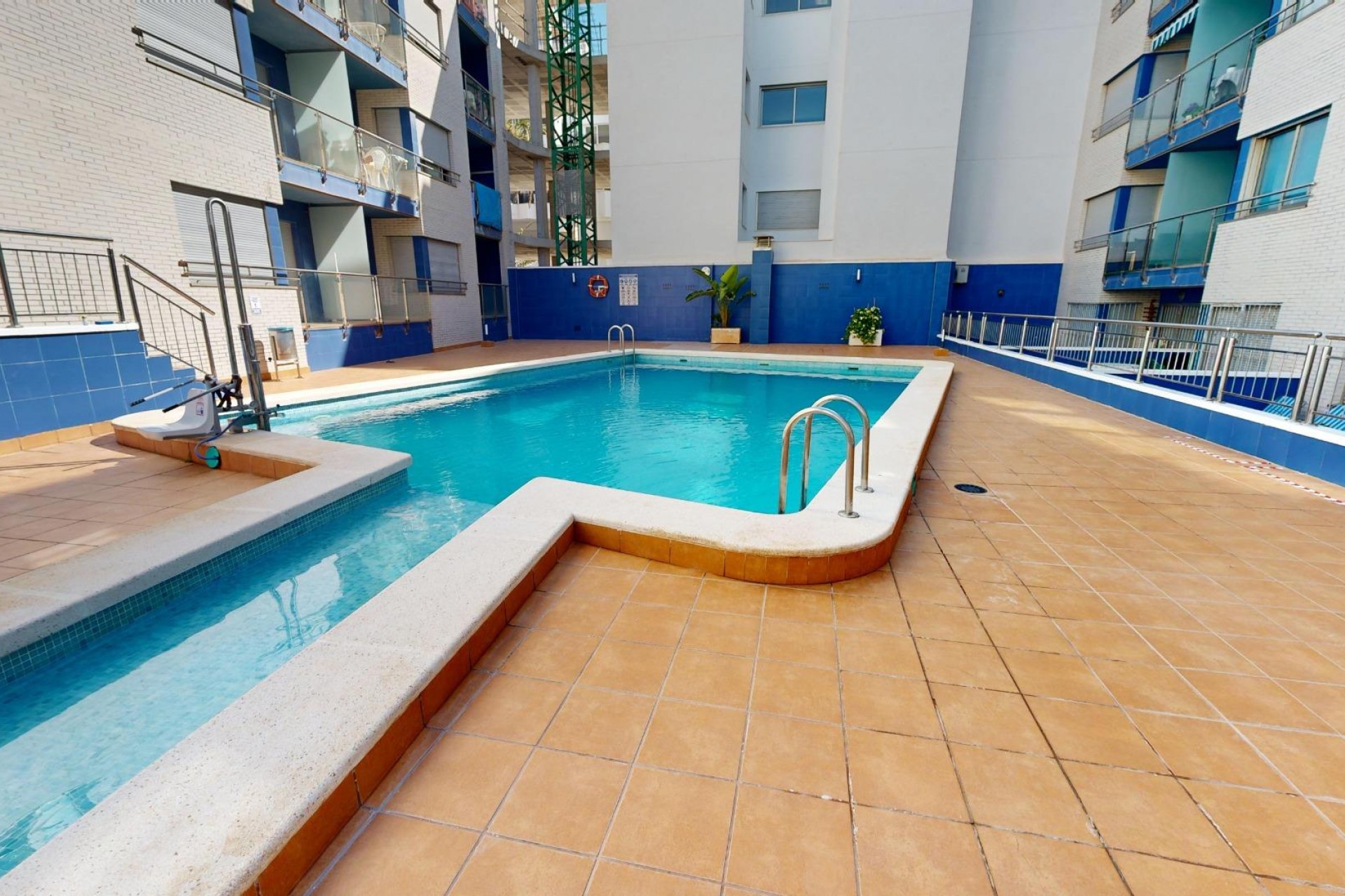 D'occasion - Appartement -
Torrevieja - Playa de los Locos