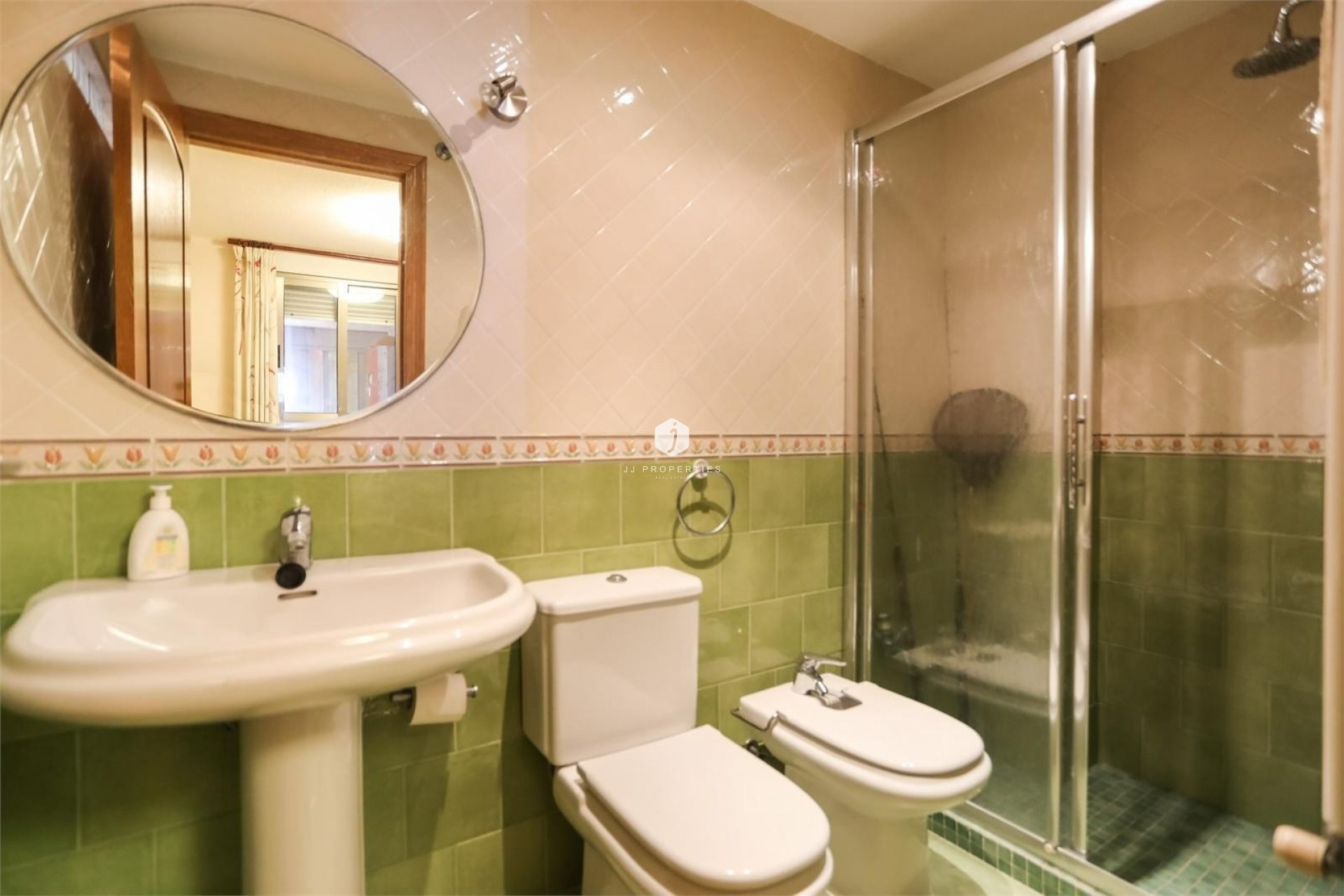 D'occasion - Appartement -
Torrevieja - Playa de los locos