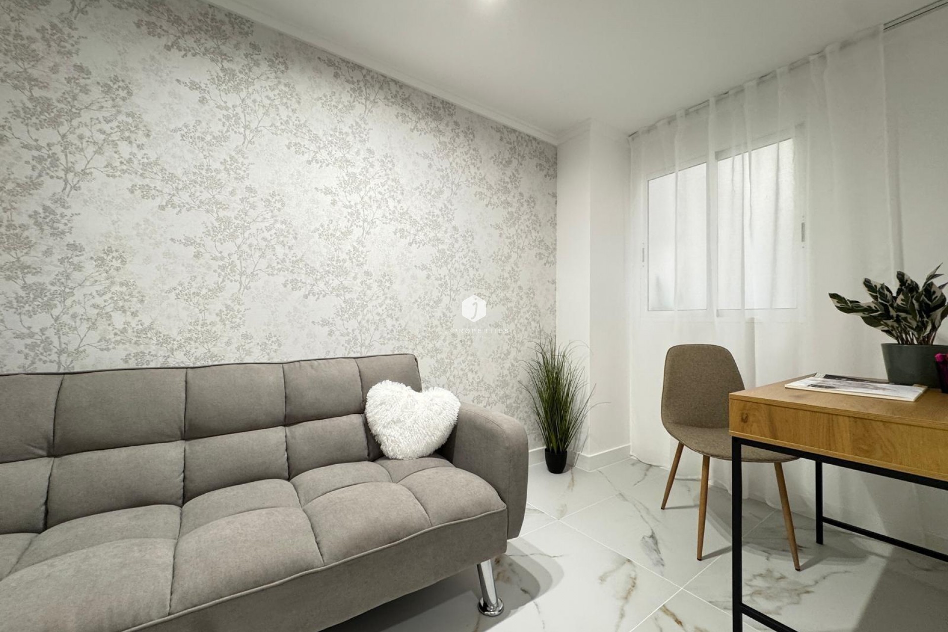 D'occasion - Appartement -
Torrevieja - Playa de los Locos