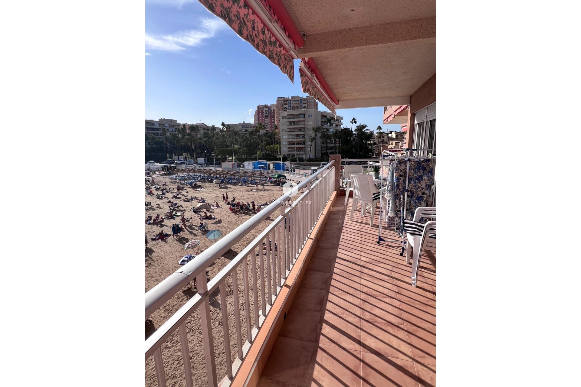 D'occasion - Appartement -
Torrevieja - Playa de los Locos