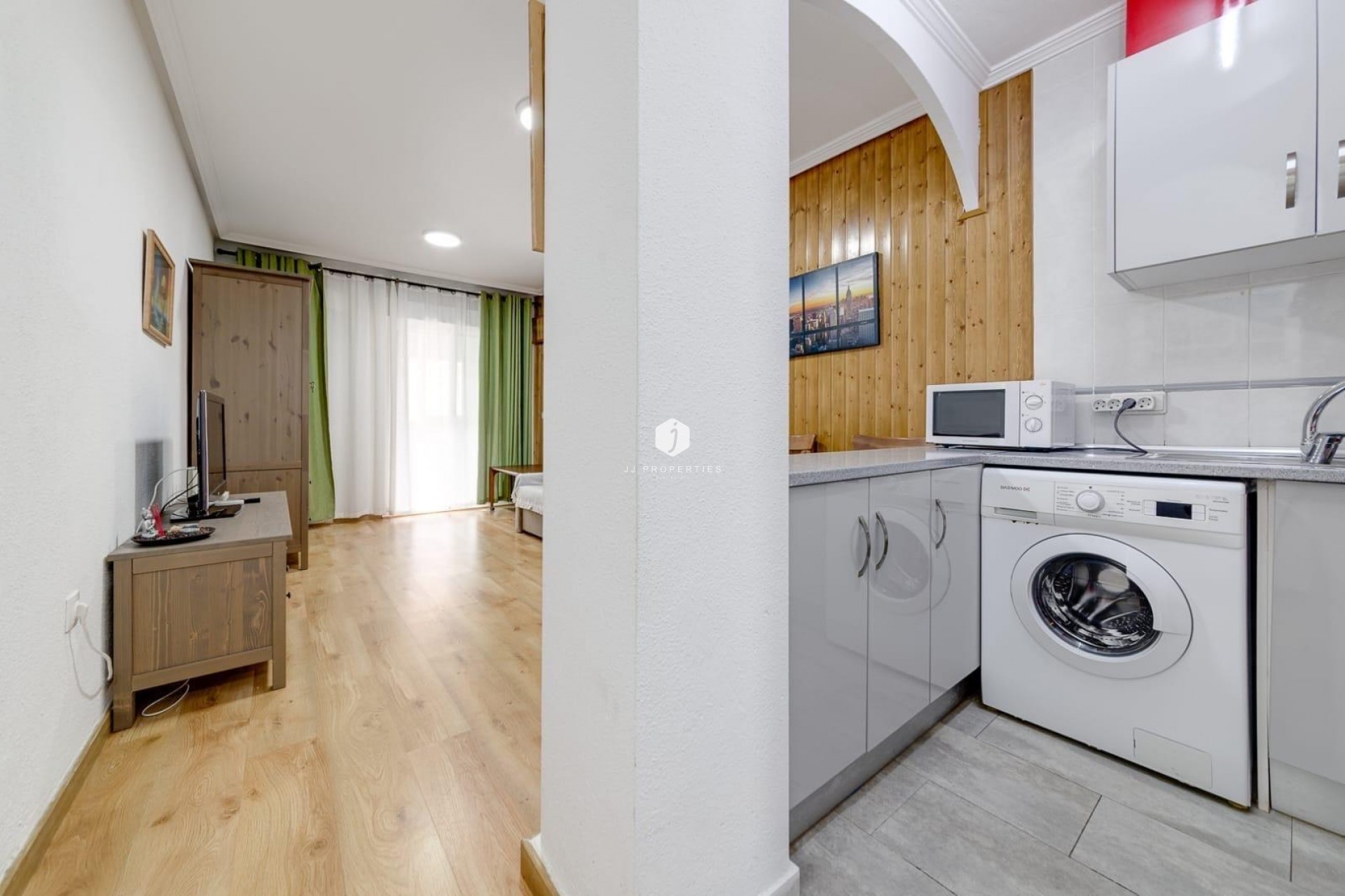 D'occasion - Appartement -
Torrevieja - Playa de los Locos