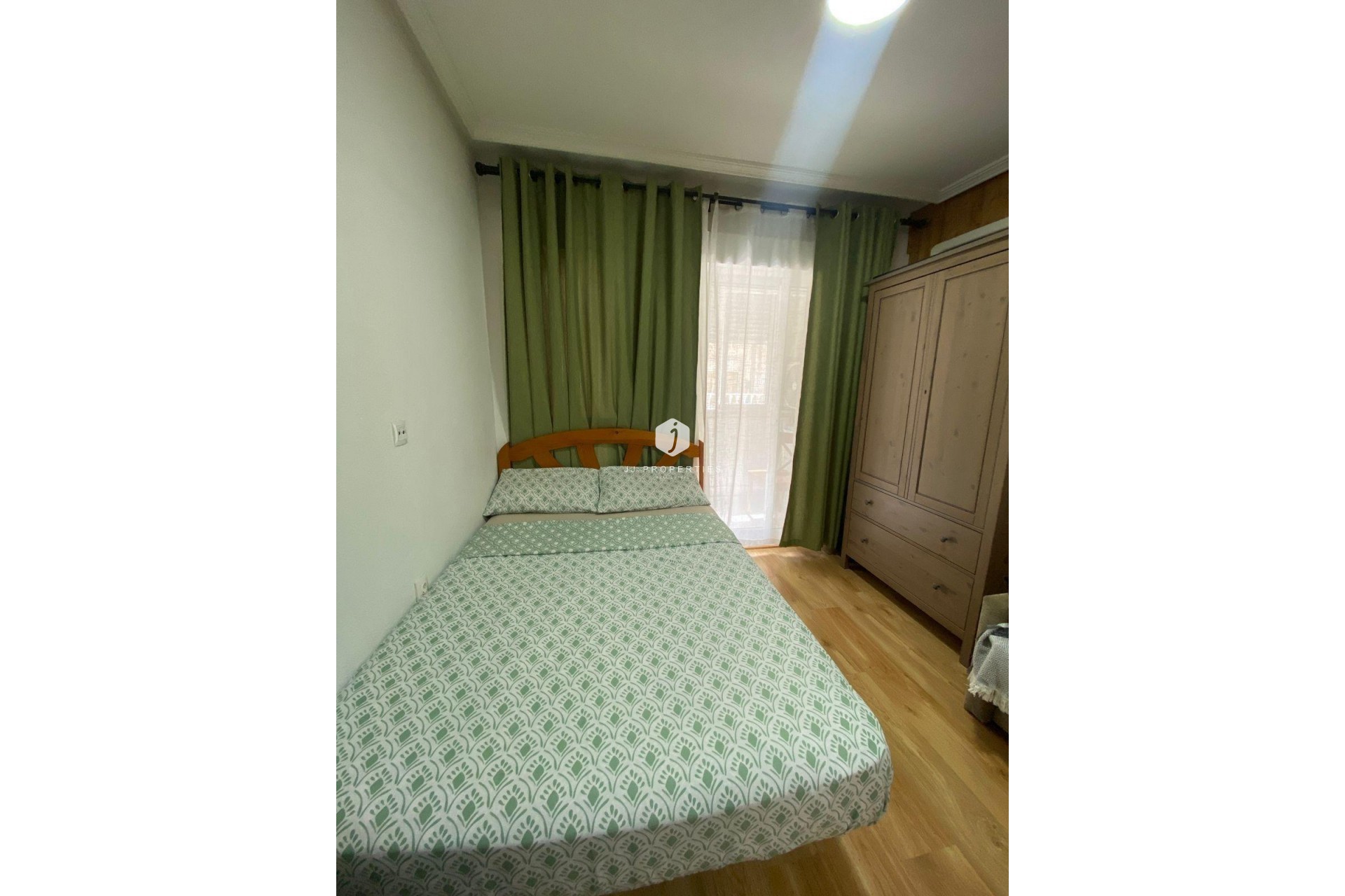 D'occasion - Appartement -
Torrevieja - Playa de los Locos