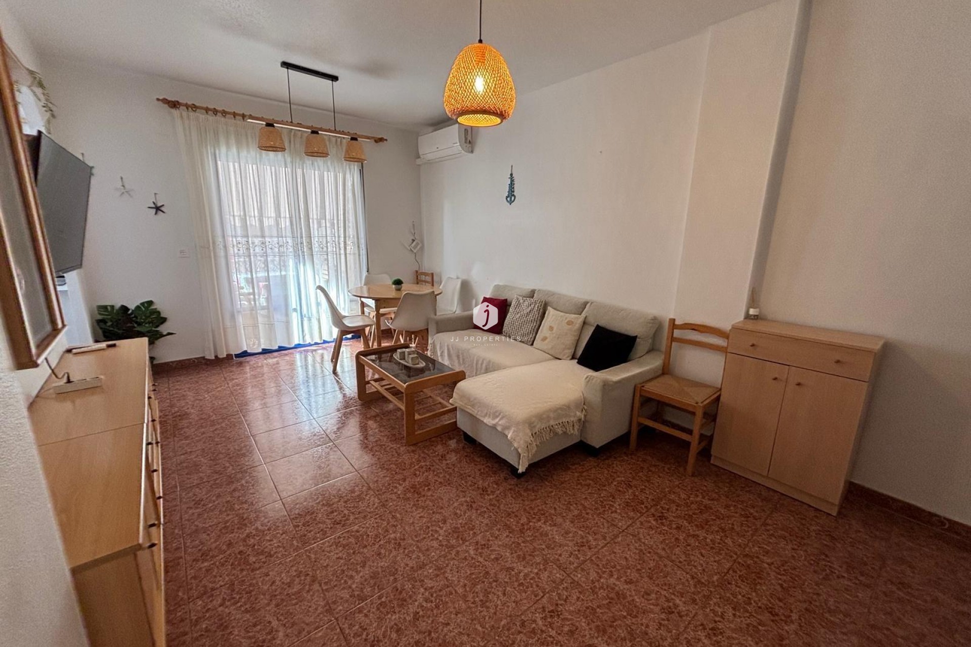 D'occasion - Appartement -
Torrevieja - Playa de los Locos