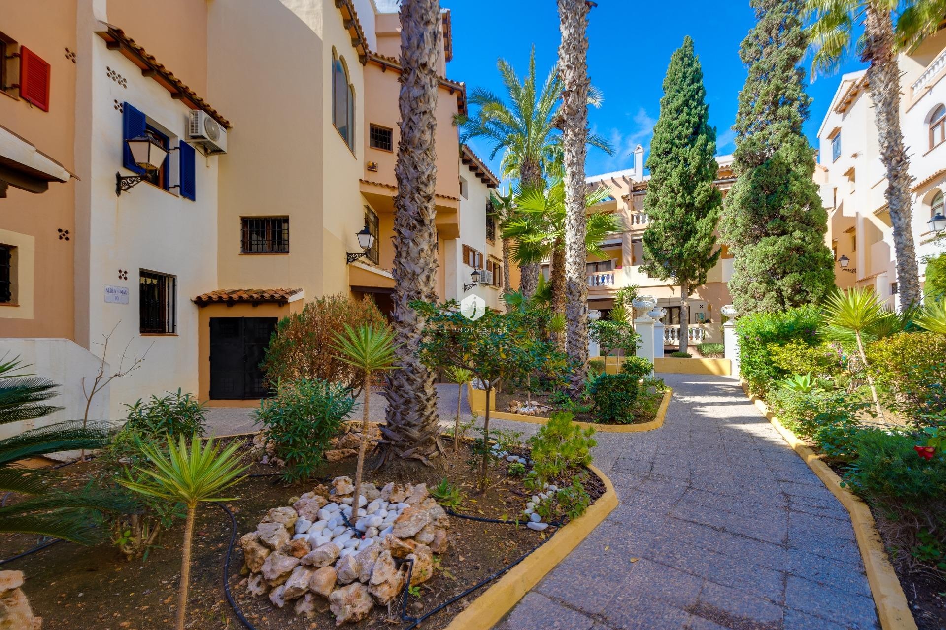 D'occasion - Appartement -
Torrevieja - Playa de los Locos