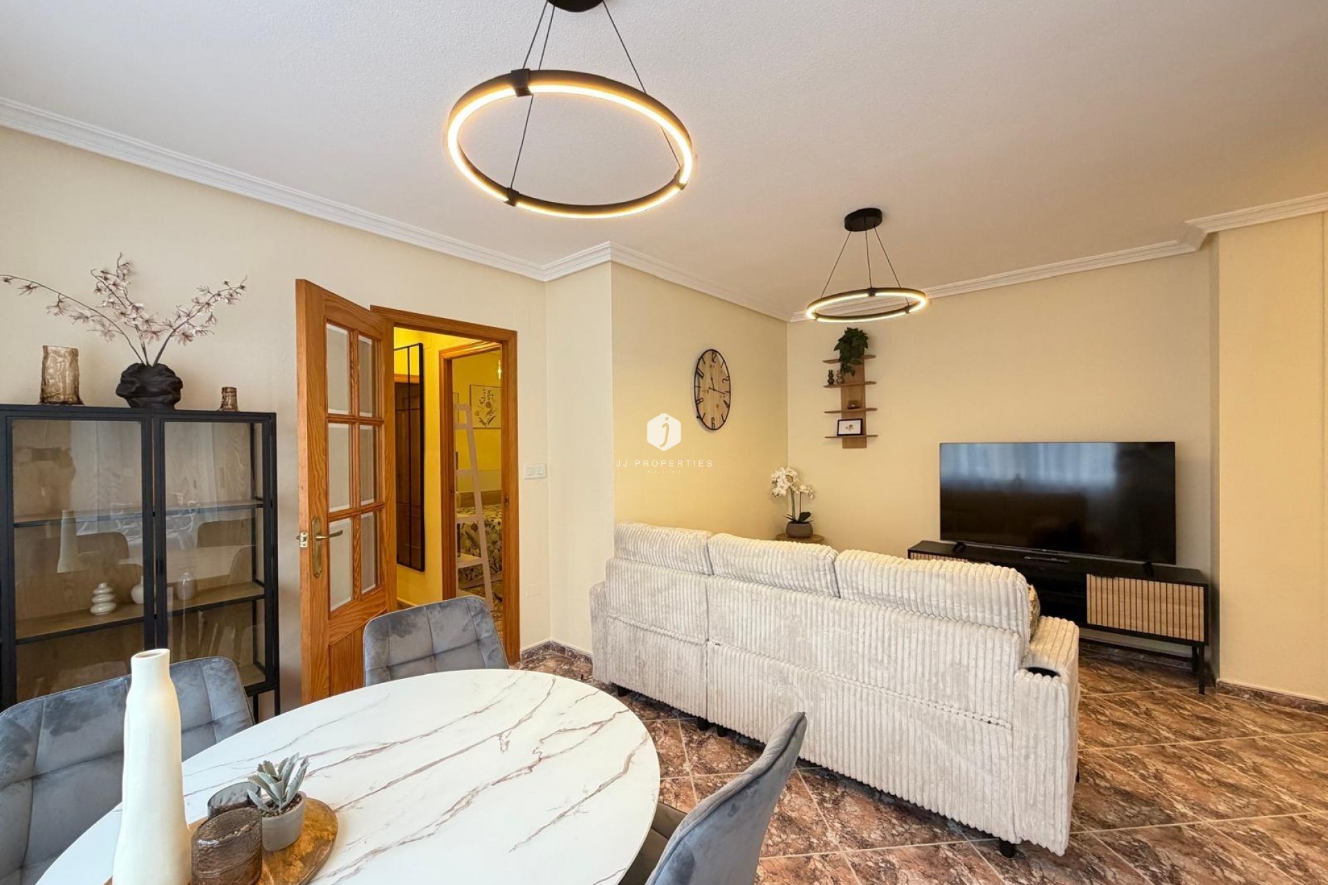 D'occasion - Appartement -
Torrevieja - Playa de los Locos