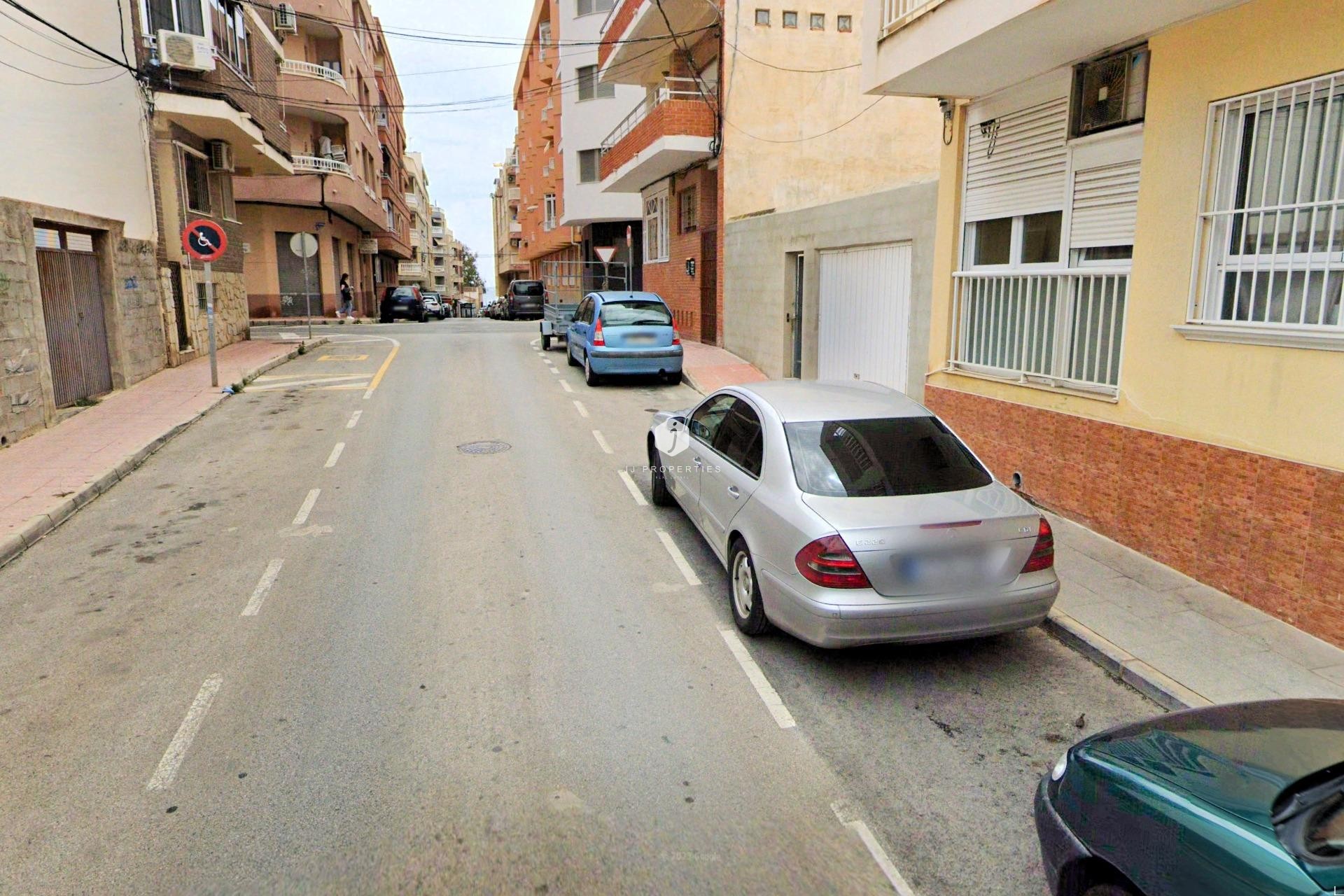 D'occasion - Appartement -
Torrevieja - Playa de los Locos