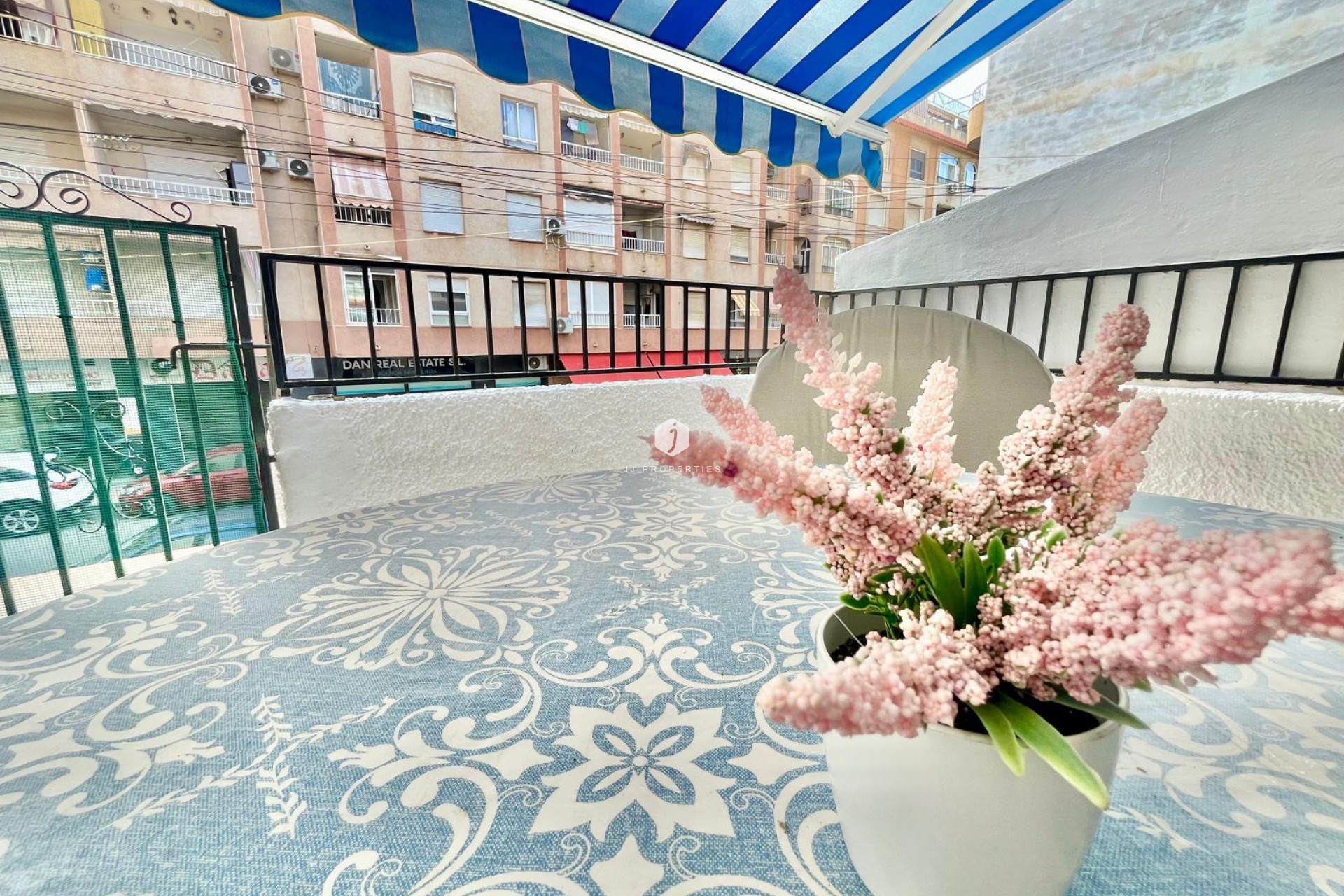 D'occasion - Appartement -
Torrevieja - Playa de los Locos