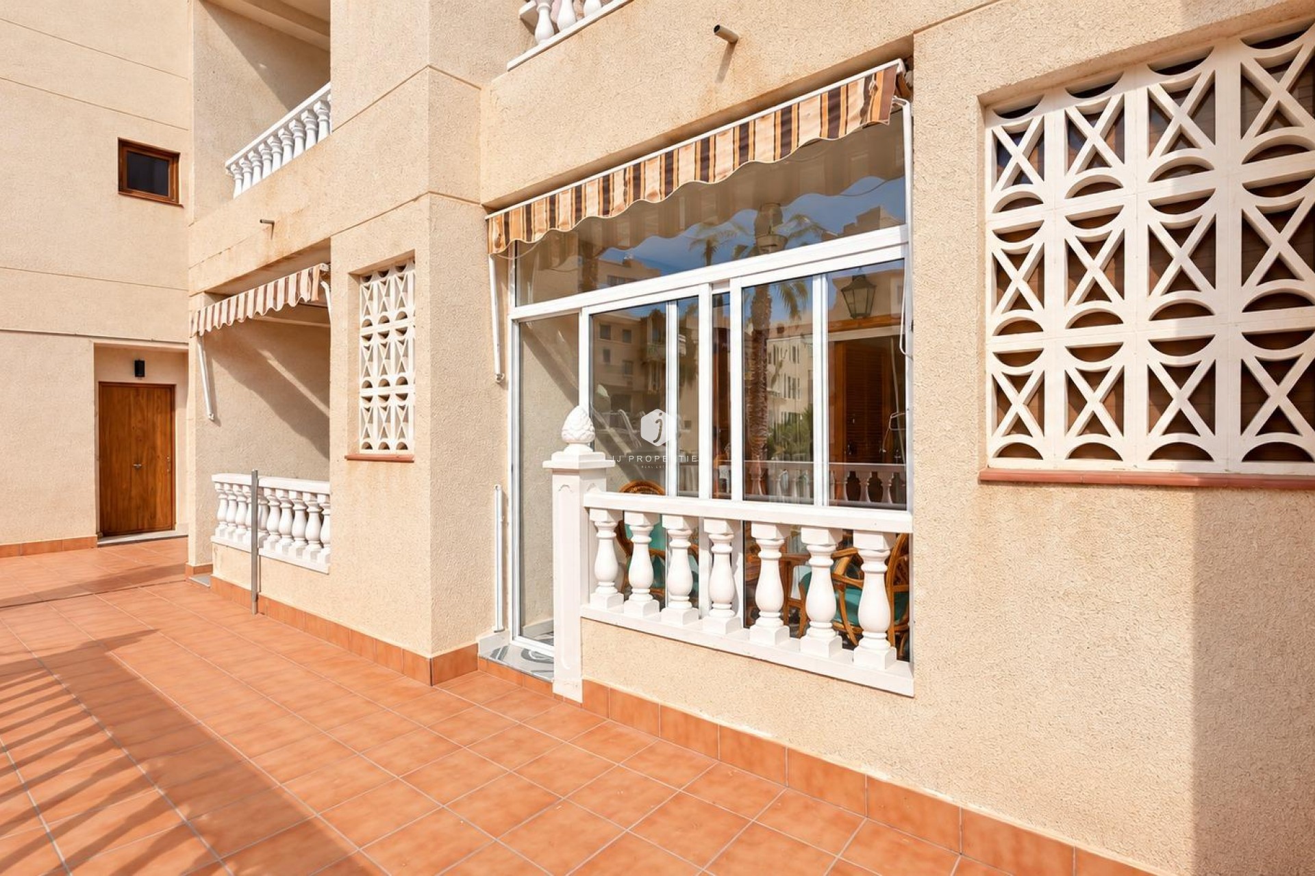 D'occasion - Appartement -
Torrevieja - Playa de los Locos