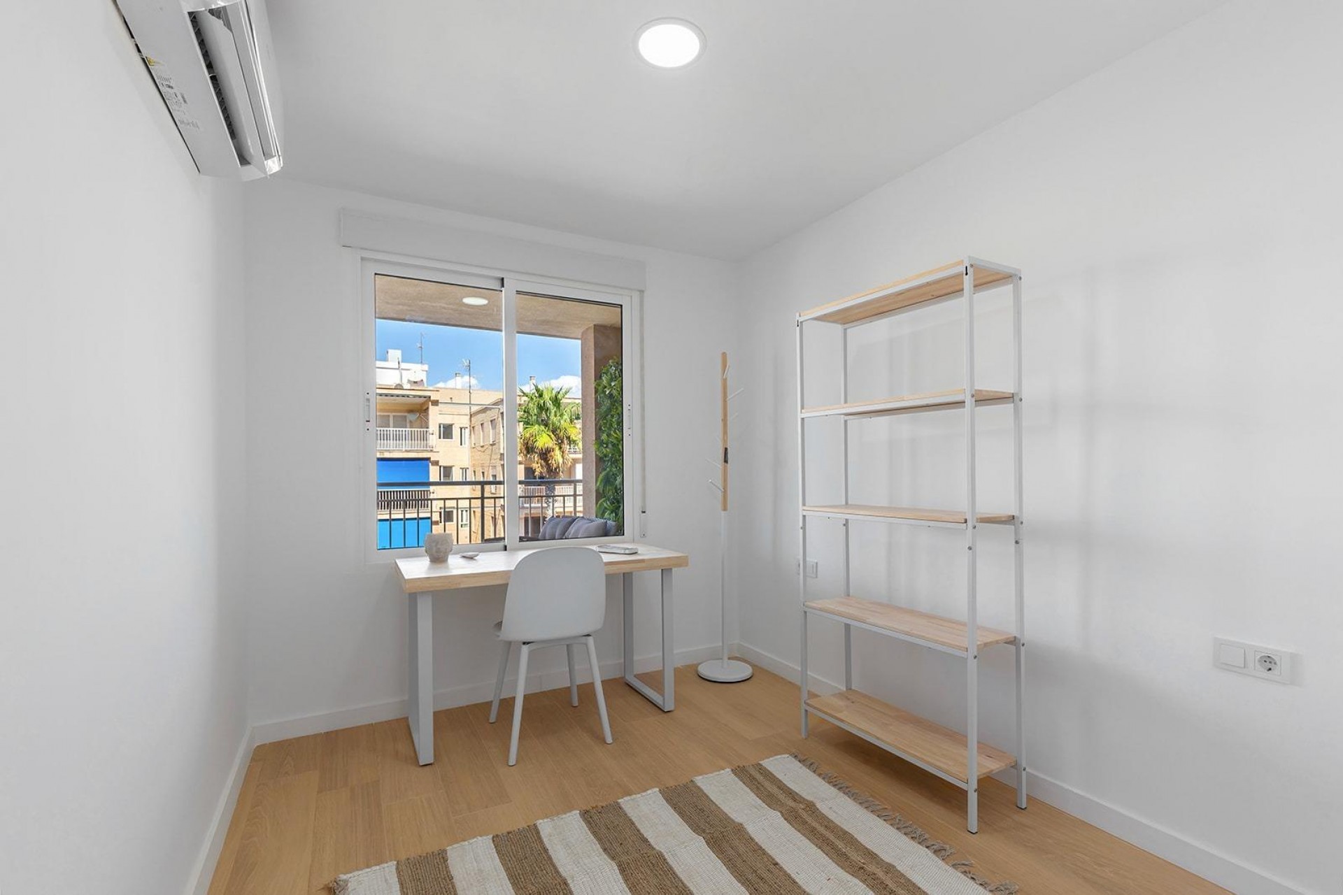 D'occasion - Appartement -
Torrevieja - Playa de los Naufragos