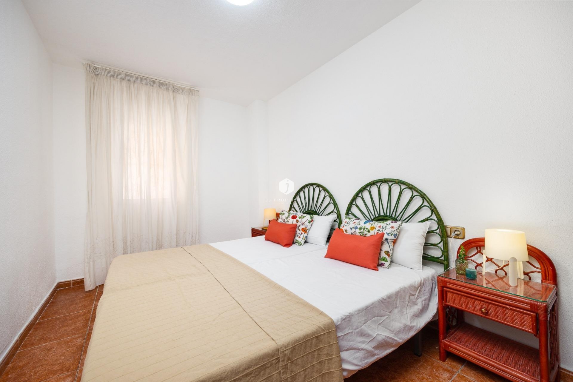D'occasion - Appartement -
Torrevieja - Playa de los Naufragos