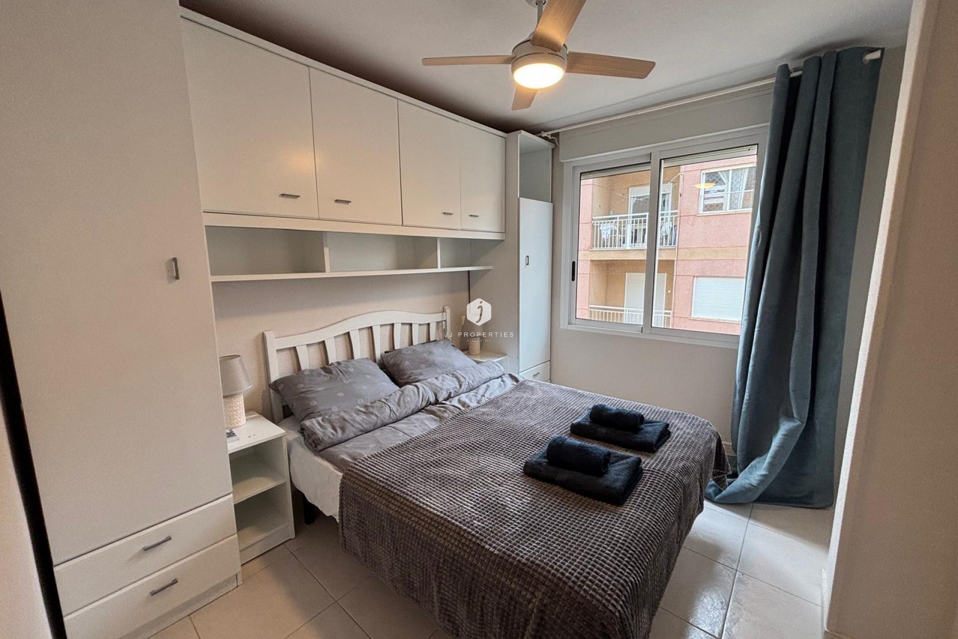 D'occasion - Appartement -
Torrevieja - Playa de los Naufragos