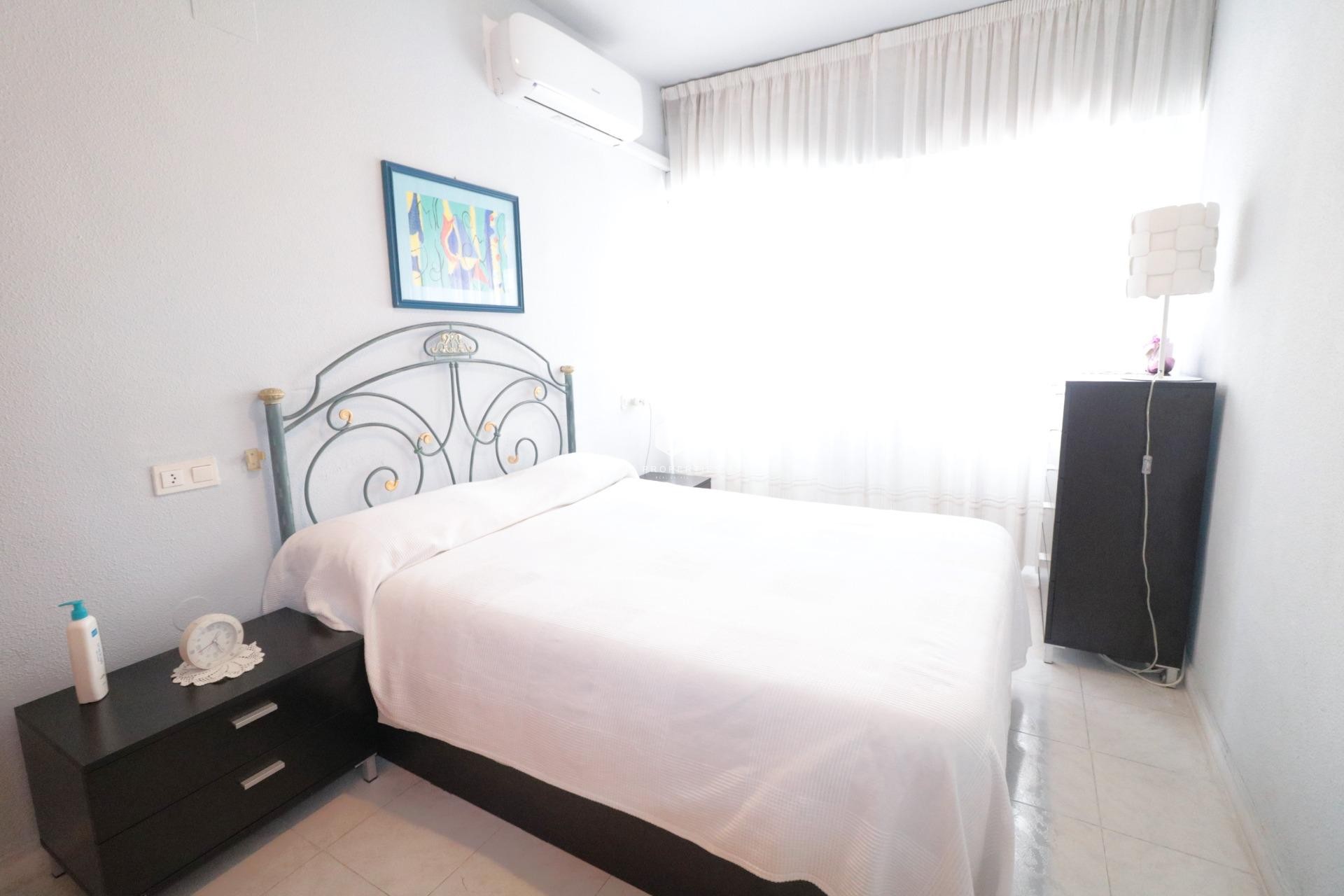 D'occasion - Appartement -
Torrevieja - Playa de los Naufragos