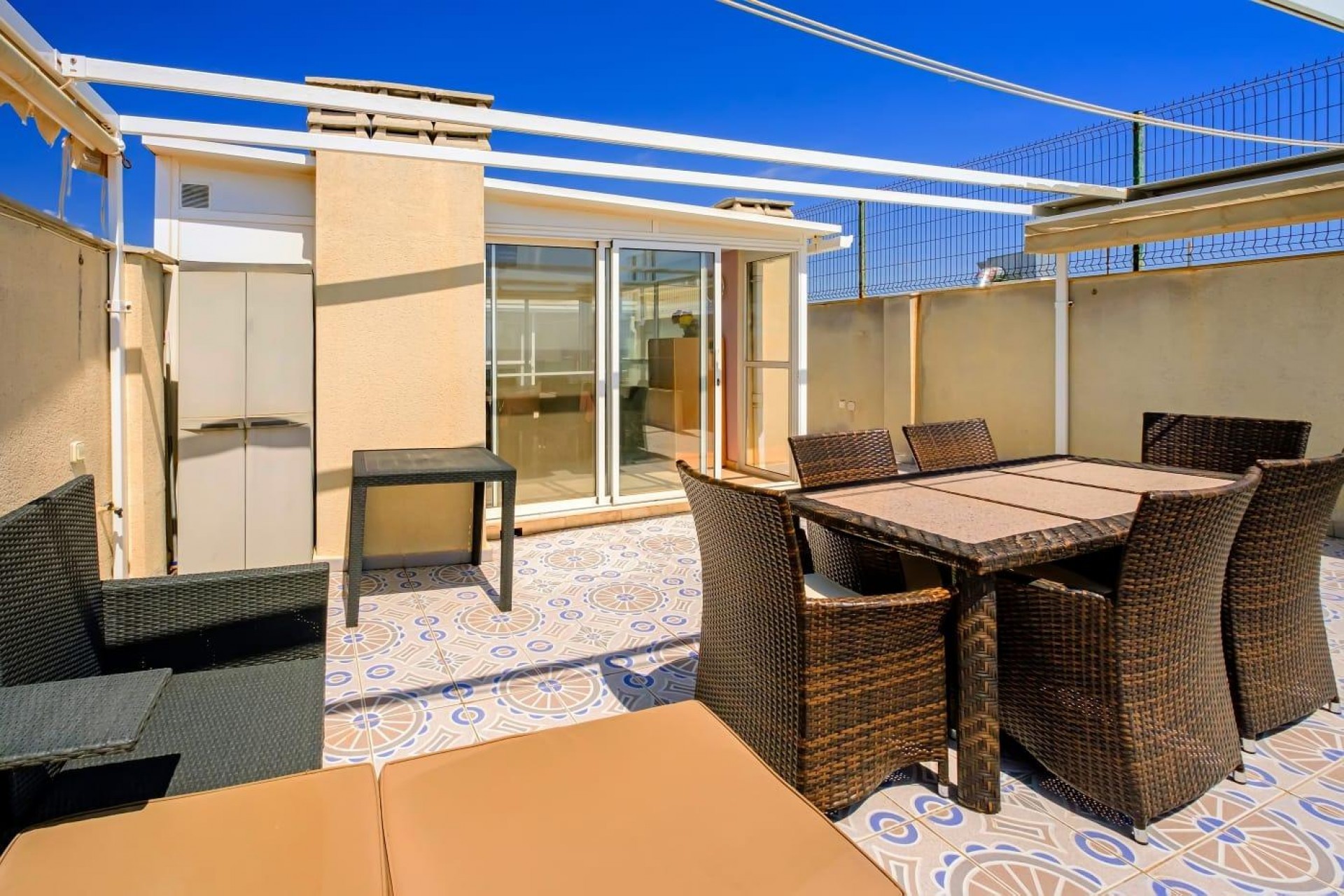 D'occasion - Appartement -
Torrevieja - Playa del Cura