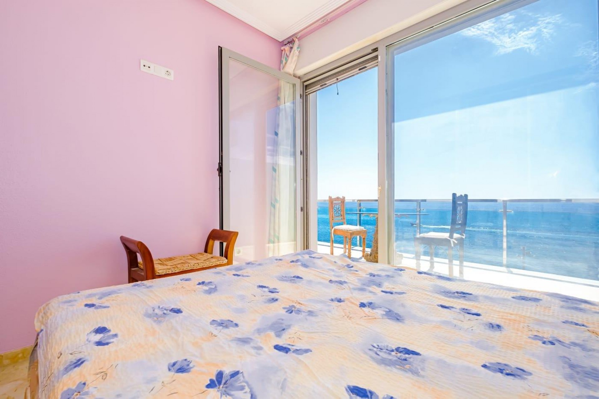 D'occasion - Appartement -
Torrevieja - Playa del Cura