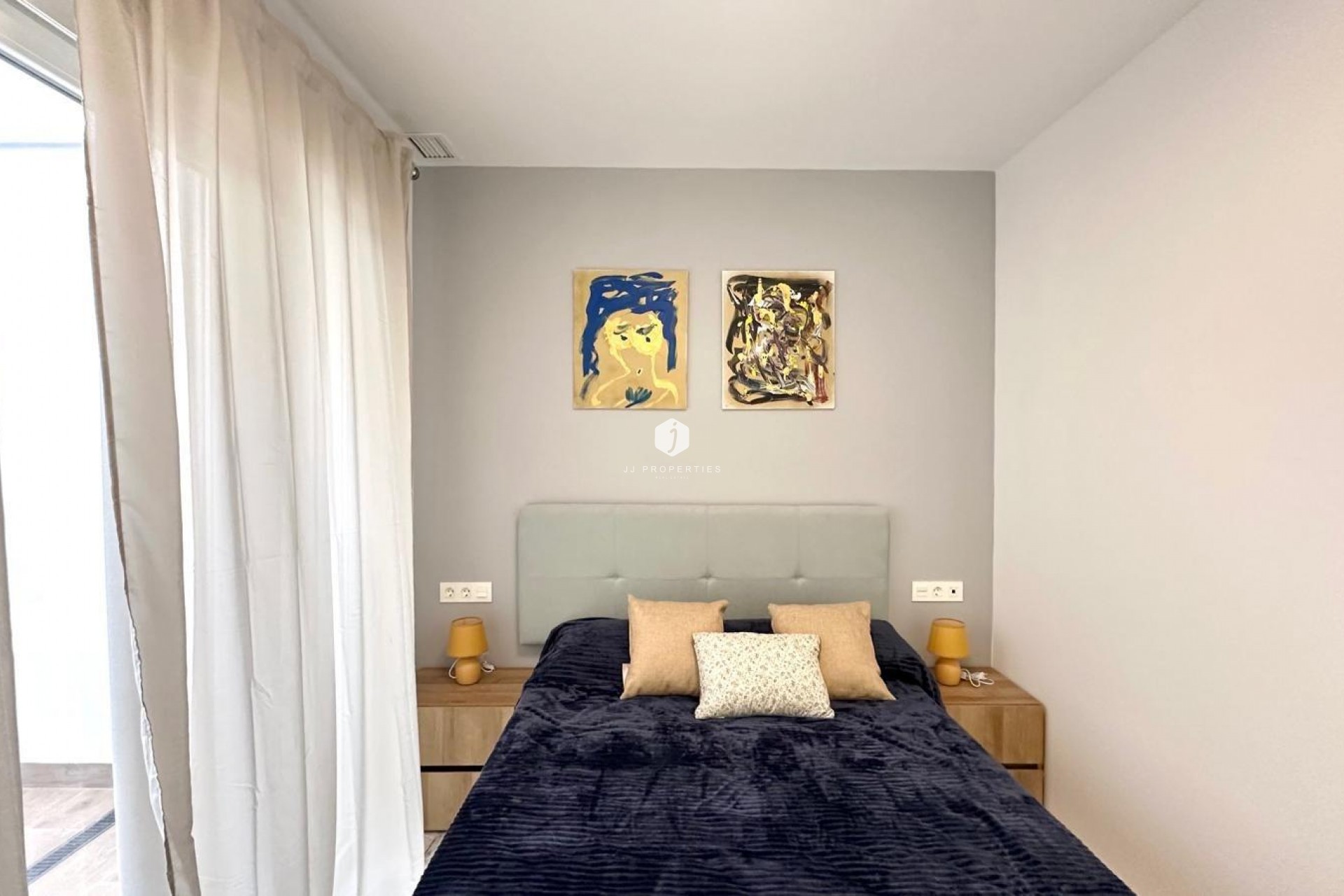 D'occasion - Appartement -
Torrevieja - Playa del Cura