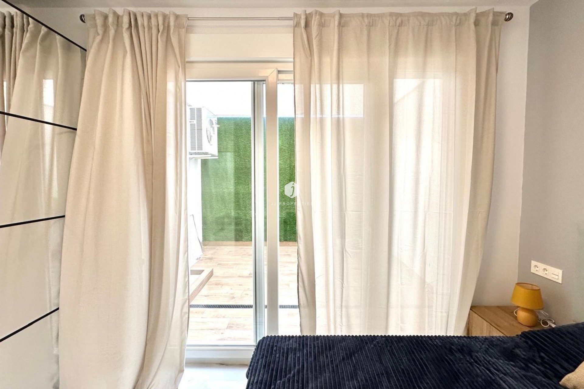 D'occasion - Appartement -
Torrevieja - Playa del Cura