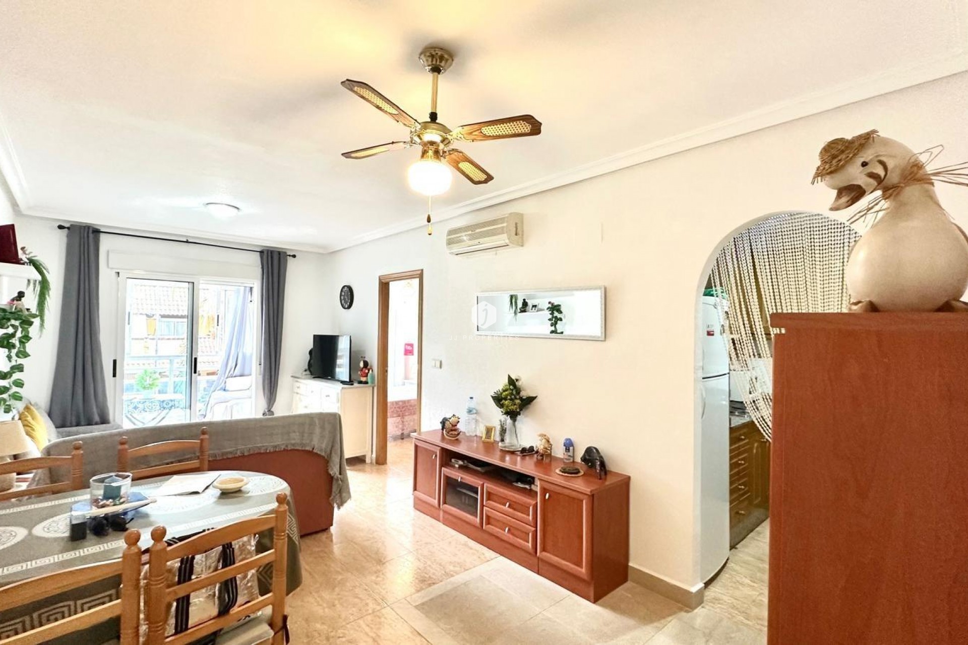 D'occasion - Appartement -
Torrevieja - Playa del Cura