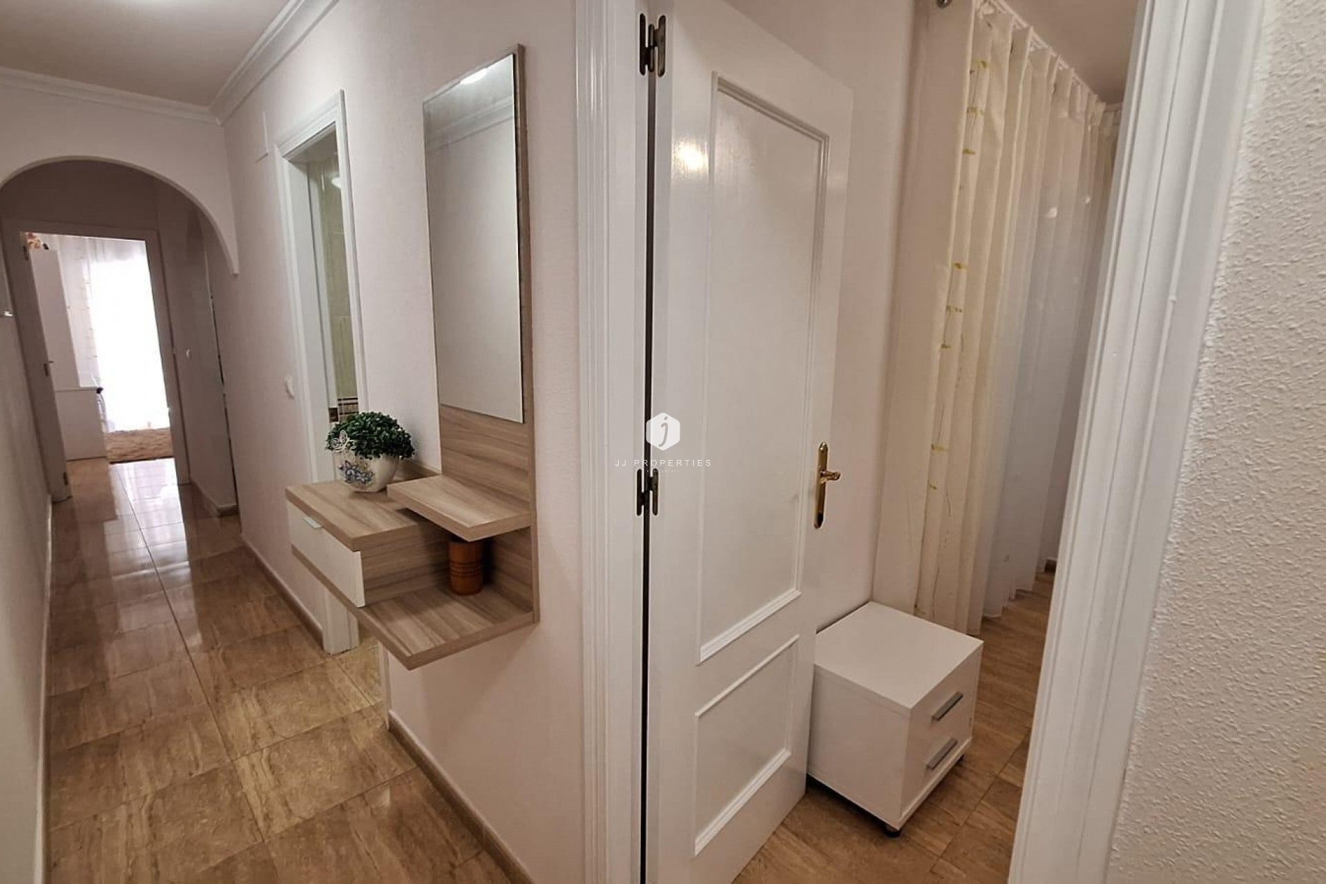 D'occasion - Appartement -
Torrevieja - Playa del Cura