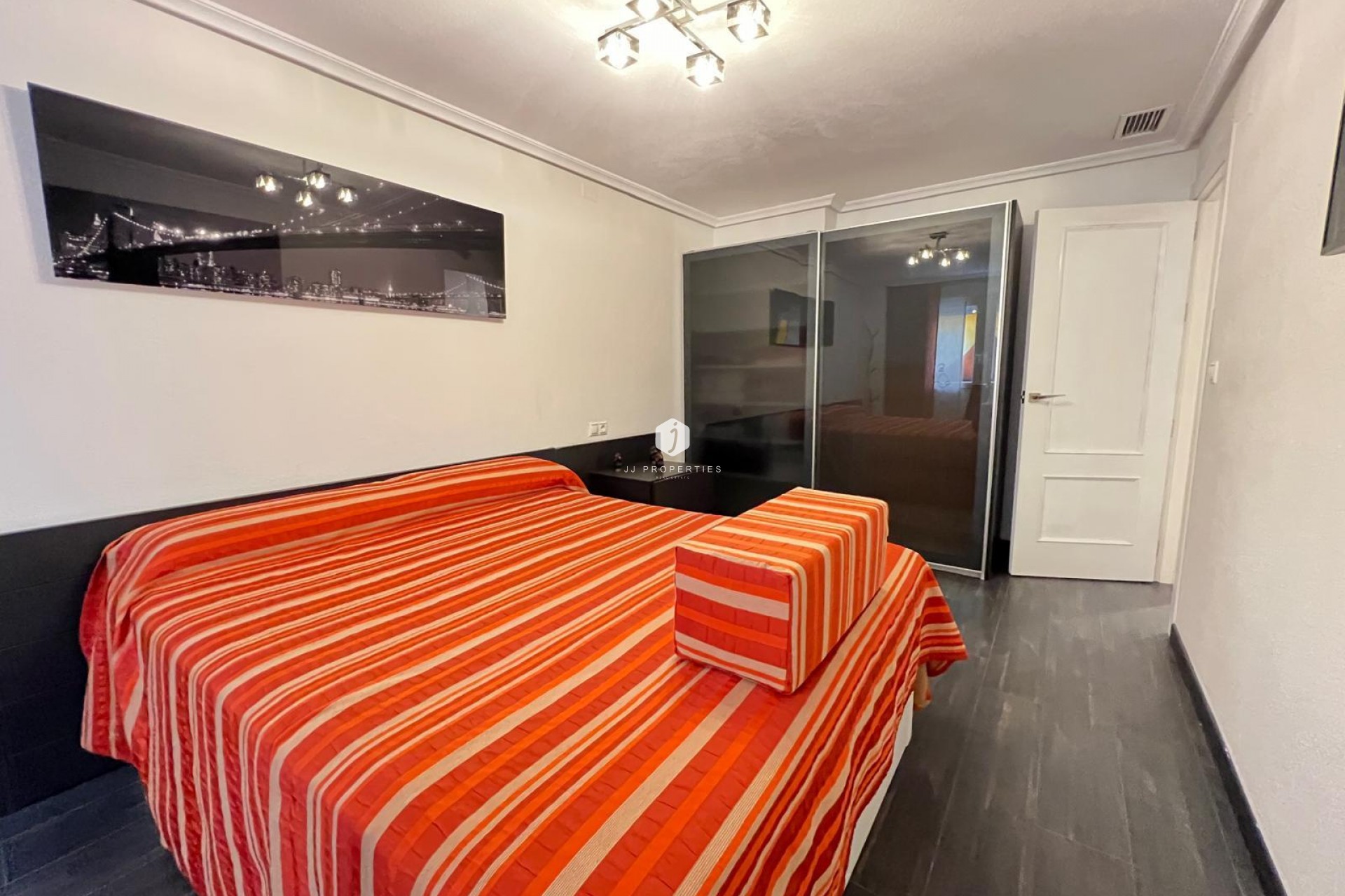 D'occasion - Appartement -
Torrevieja - Playa del Cura