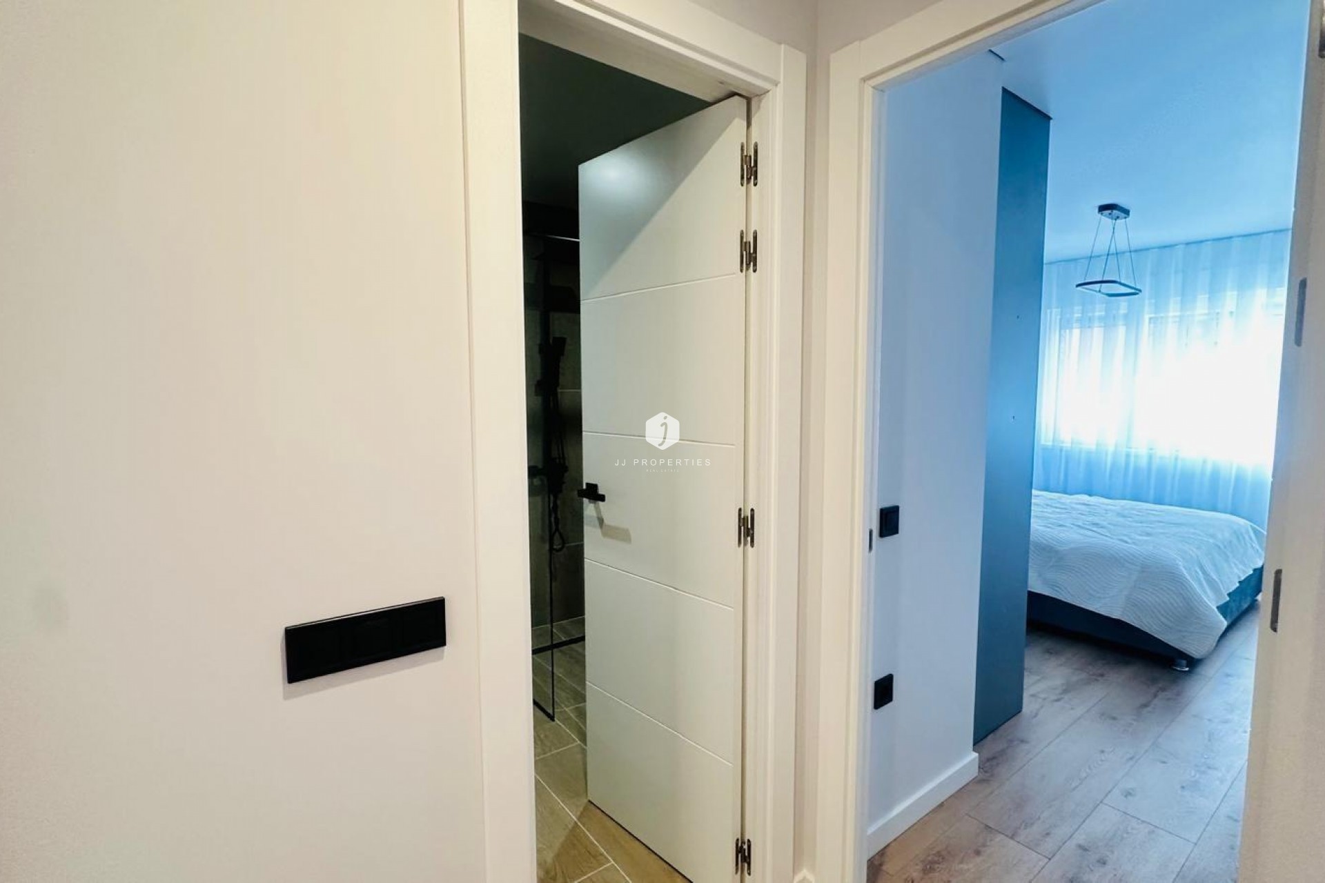 D'occasion - Appartement -
Torrevieja - Playa del Cura