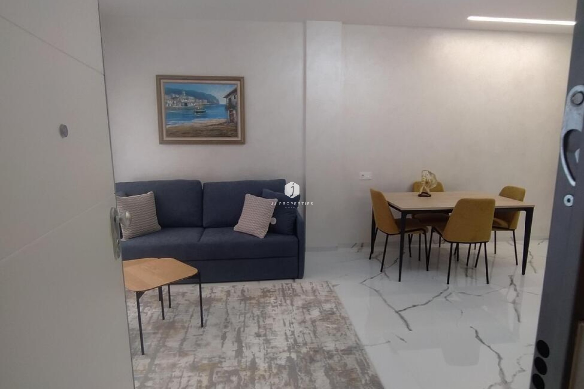 D'occasion - Appartement -
Torrevieja - Playa del Cura