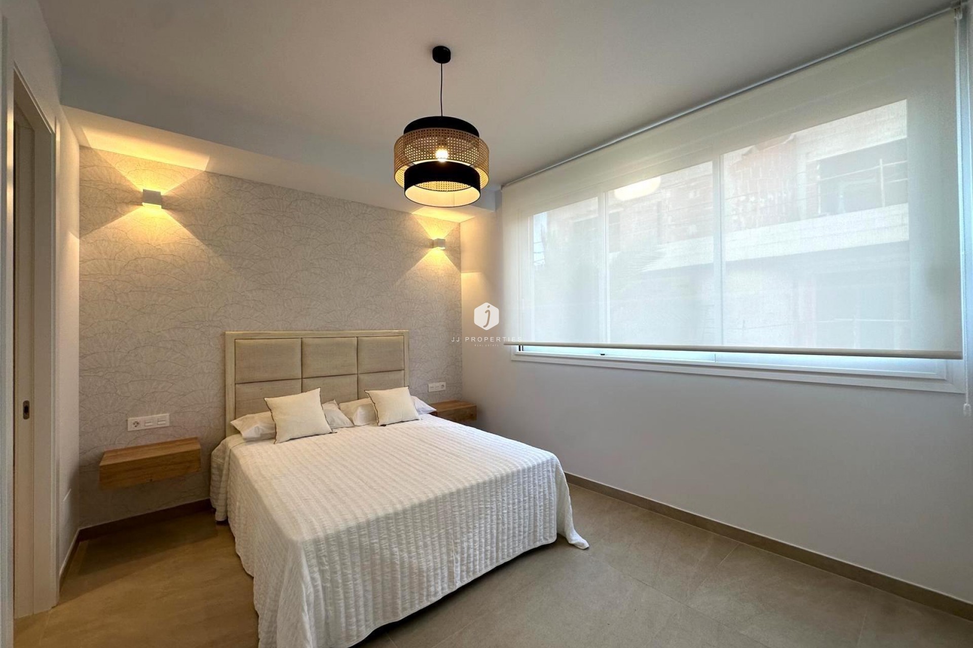 D'occasion - Appartement -
Torrevieja - Playa del Cura