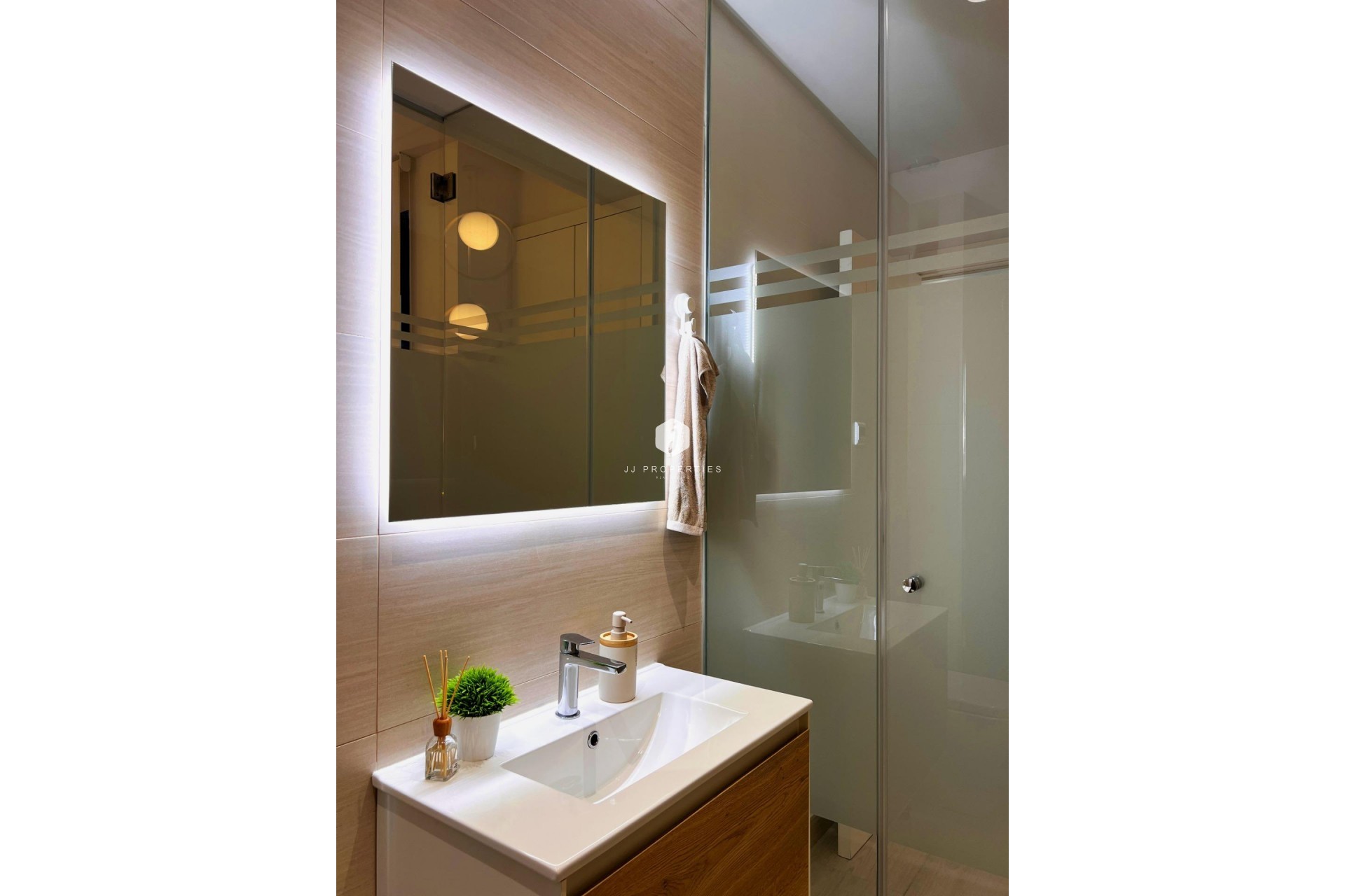 D'occasion - Appartement -
Torrevieja - Playa del Cura