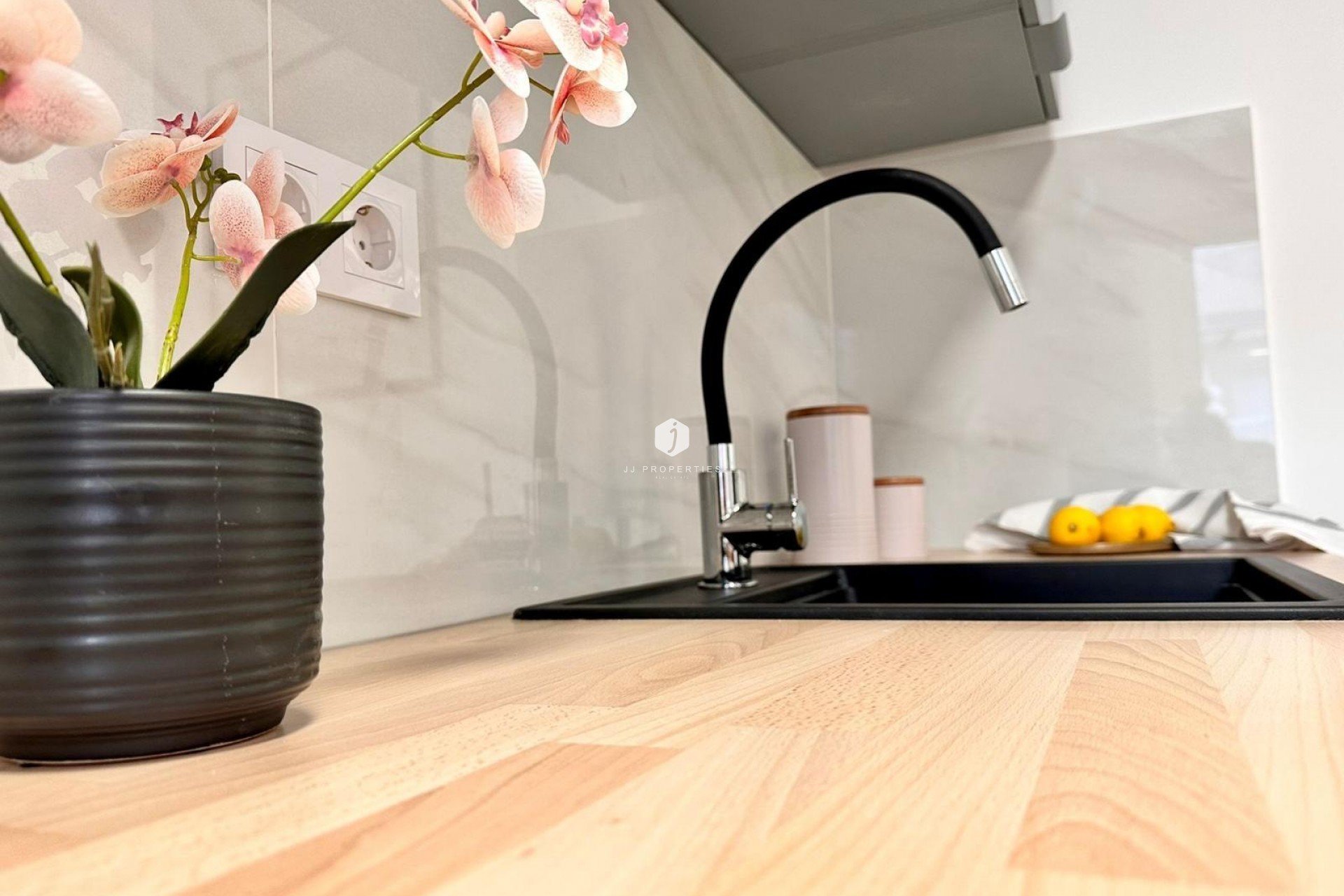 D'occasion - Appartement -
Torrevieja - Playa del Cura