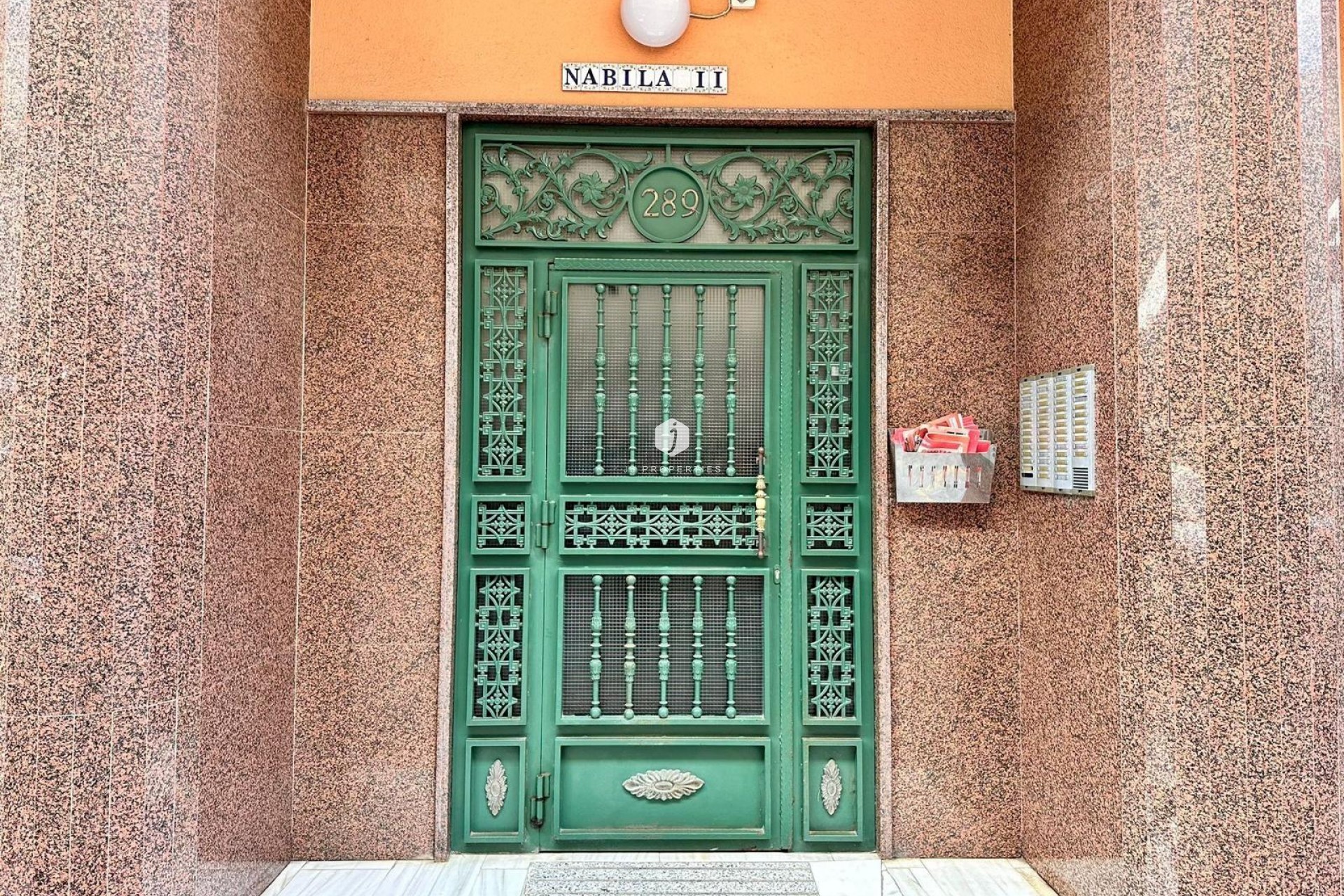 D'occasion - Appartement -
Torrevieja - Playa del Cura