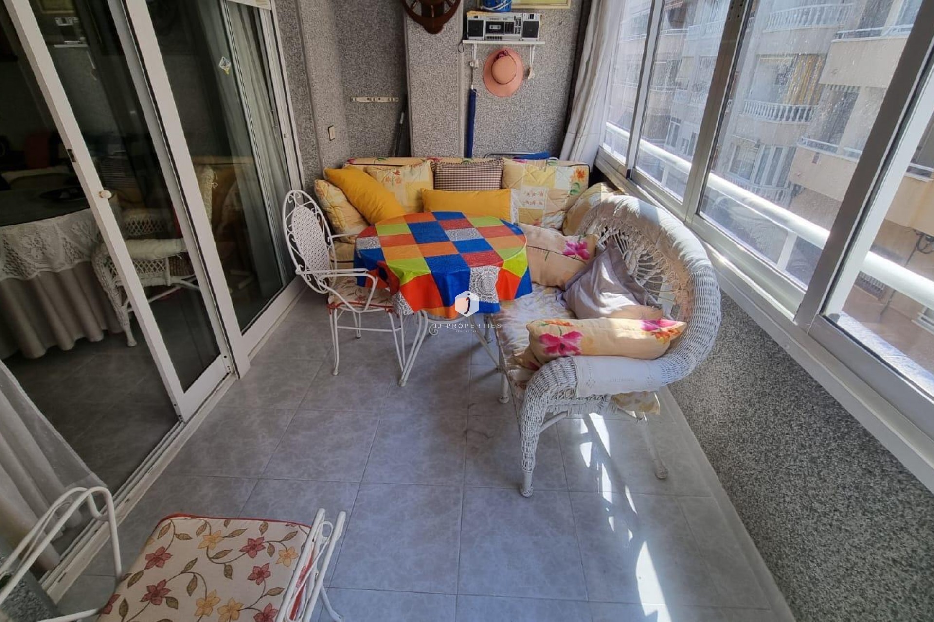 D'occasion - Appartement -
Torrevieja - Playa del Cura