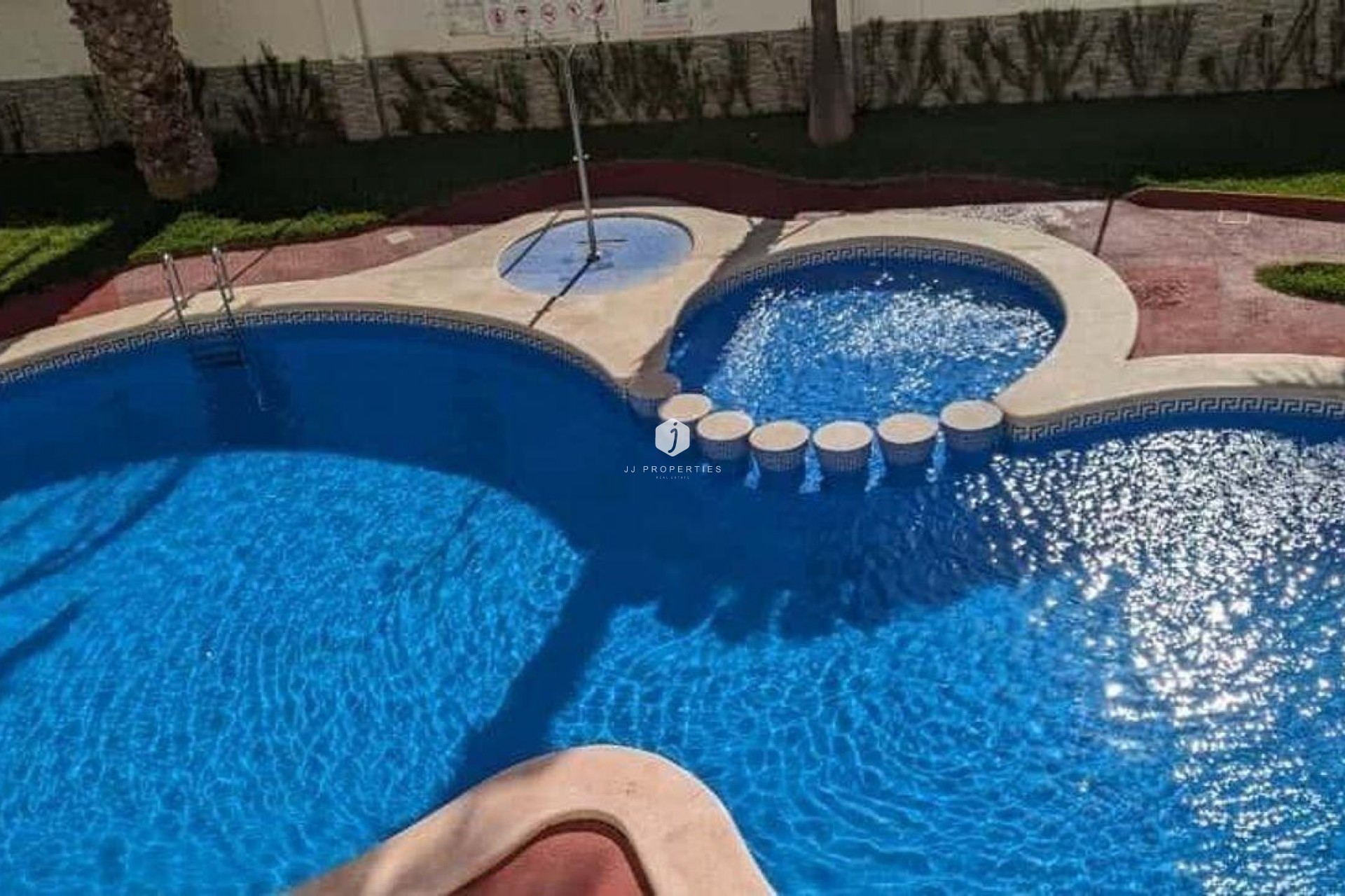 D'occasion - Appartement -
Torrevieja - Playa del Cura