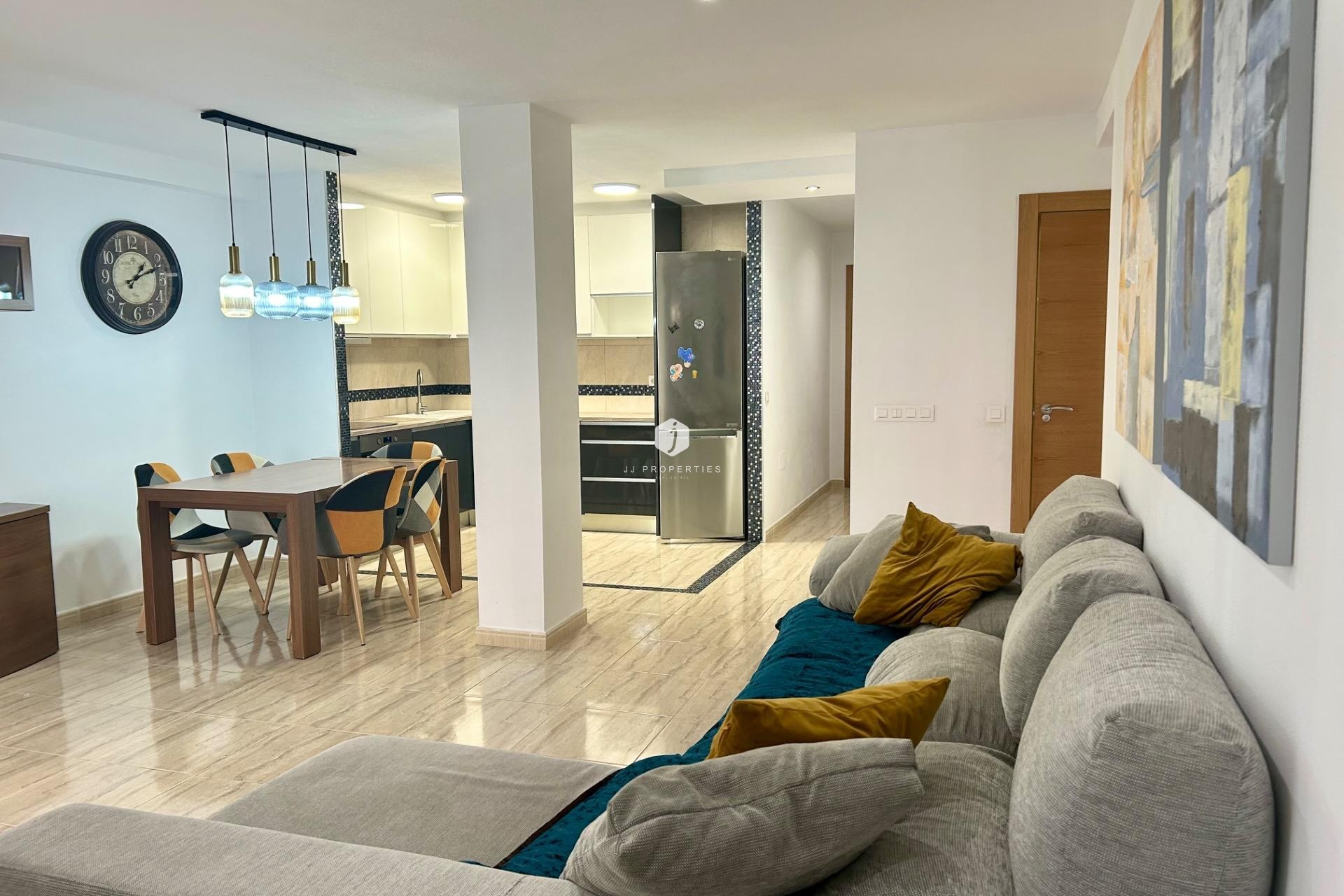 D'occasion - Appartement -
Torrevieja - Playa del Cura