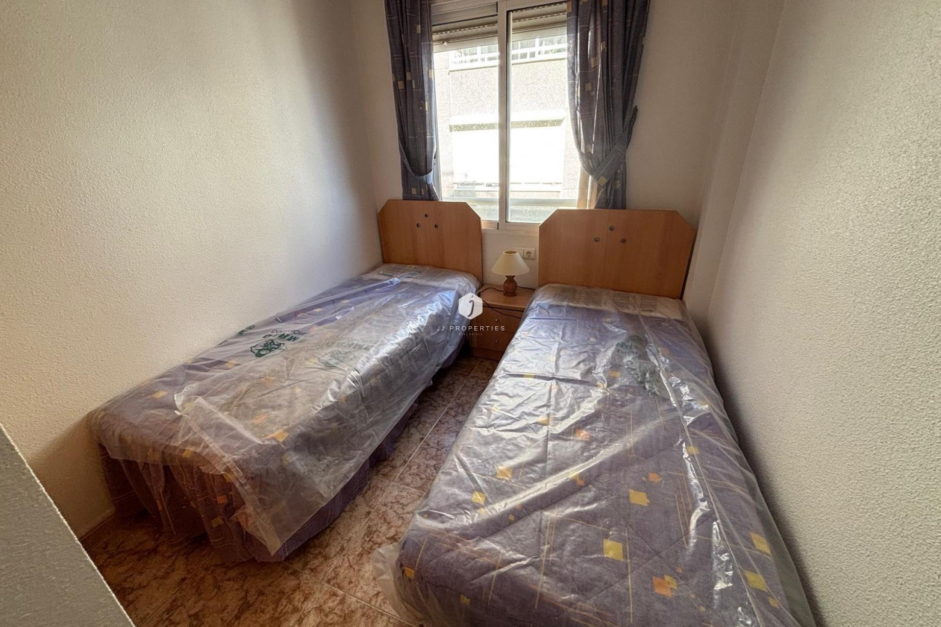 D'occasion - Appartement -
Torrevieja - Playa del Cura