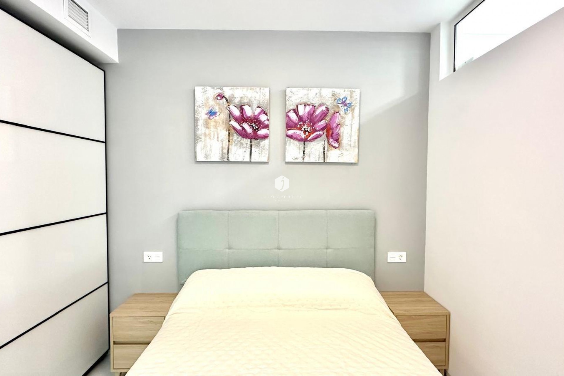 D'occasion - Appartement -
Torrevieja - Playa del Cura