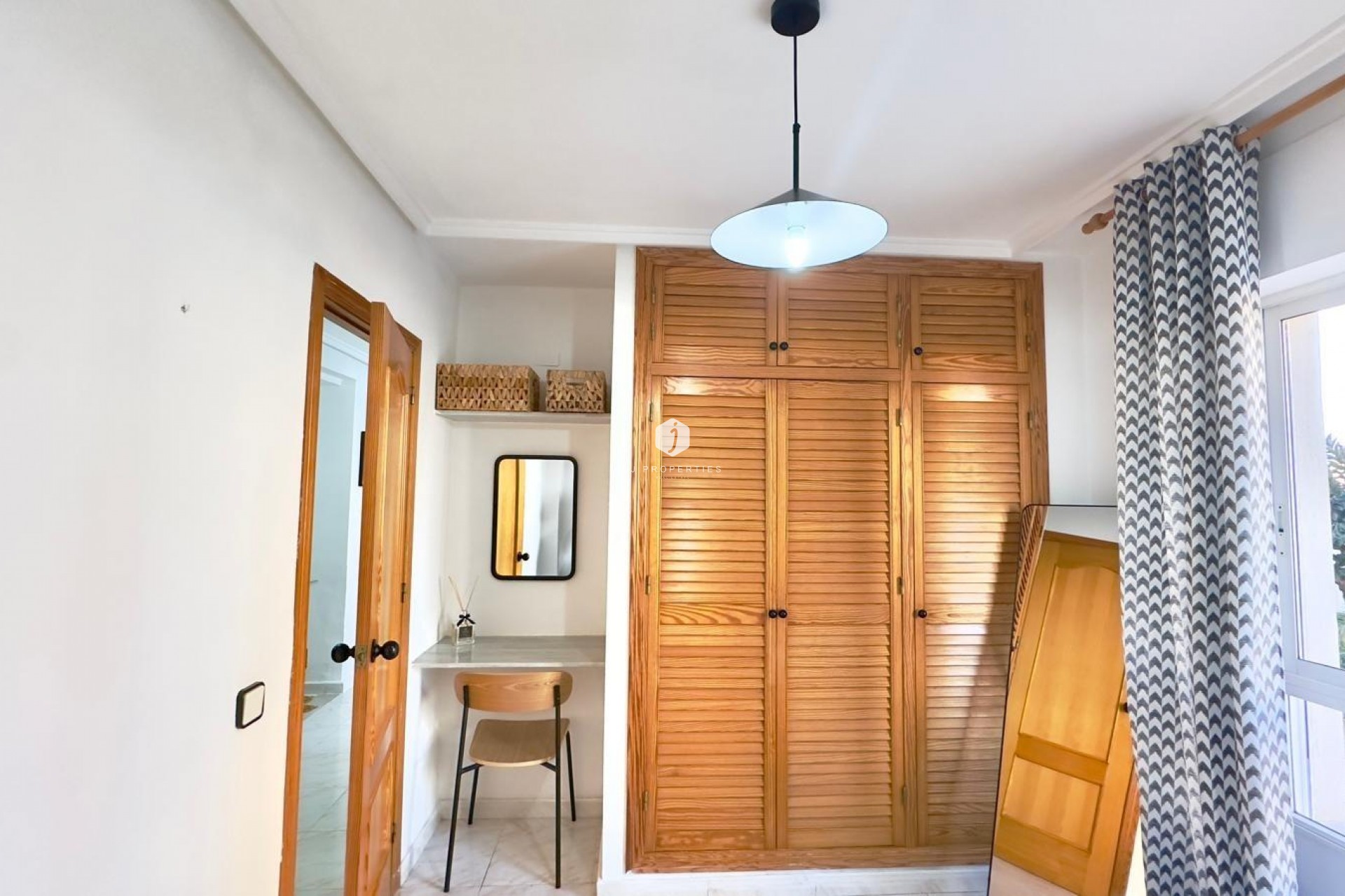 D'occasion - Appartement -
Torrevieja - Playa del Cura