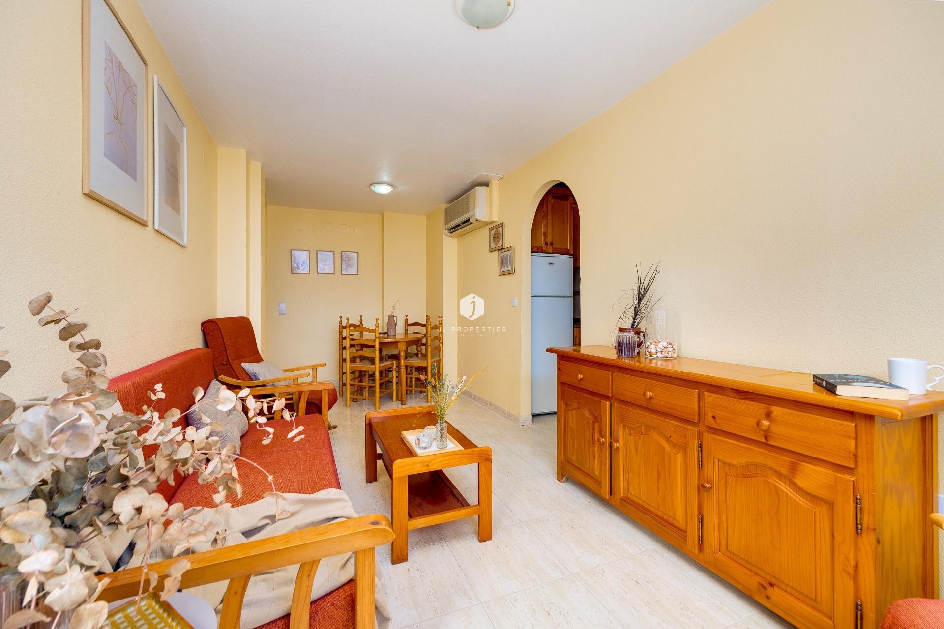 D'occasion - Appartement -
Torrevieja - Playa del Cura