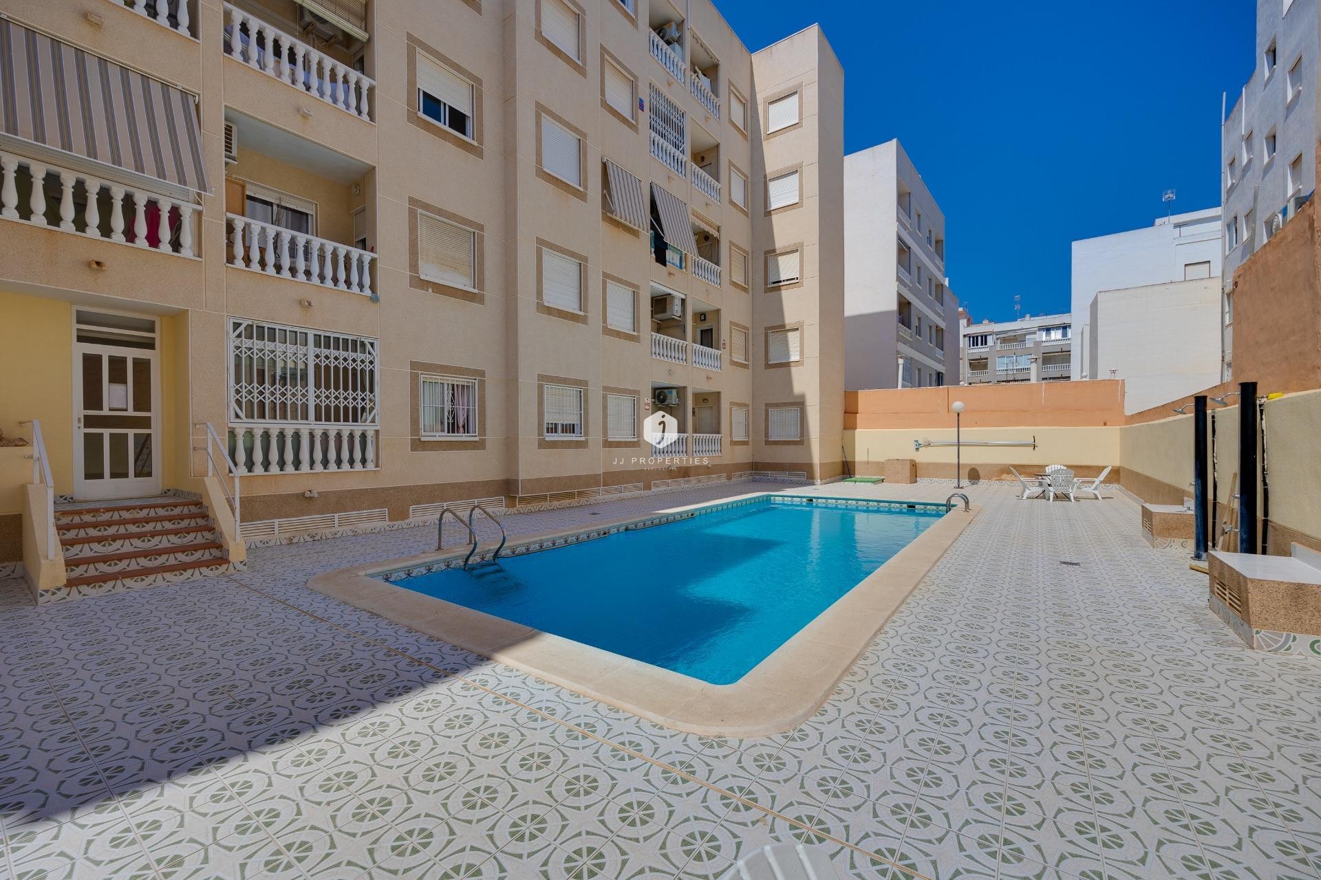 D'occasion - Appartement -
Torrevieja - Playa del Cura