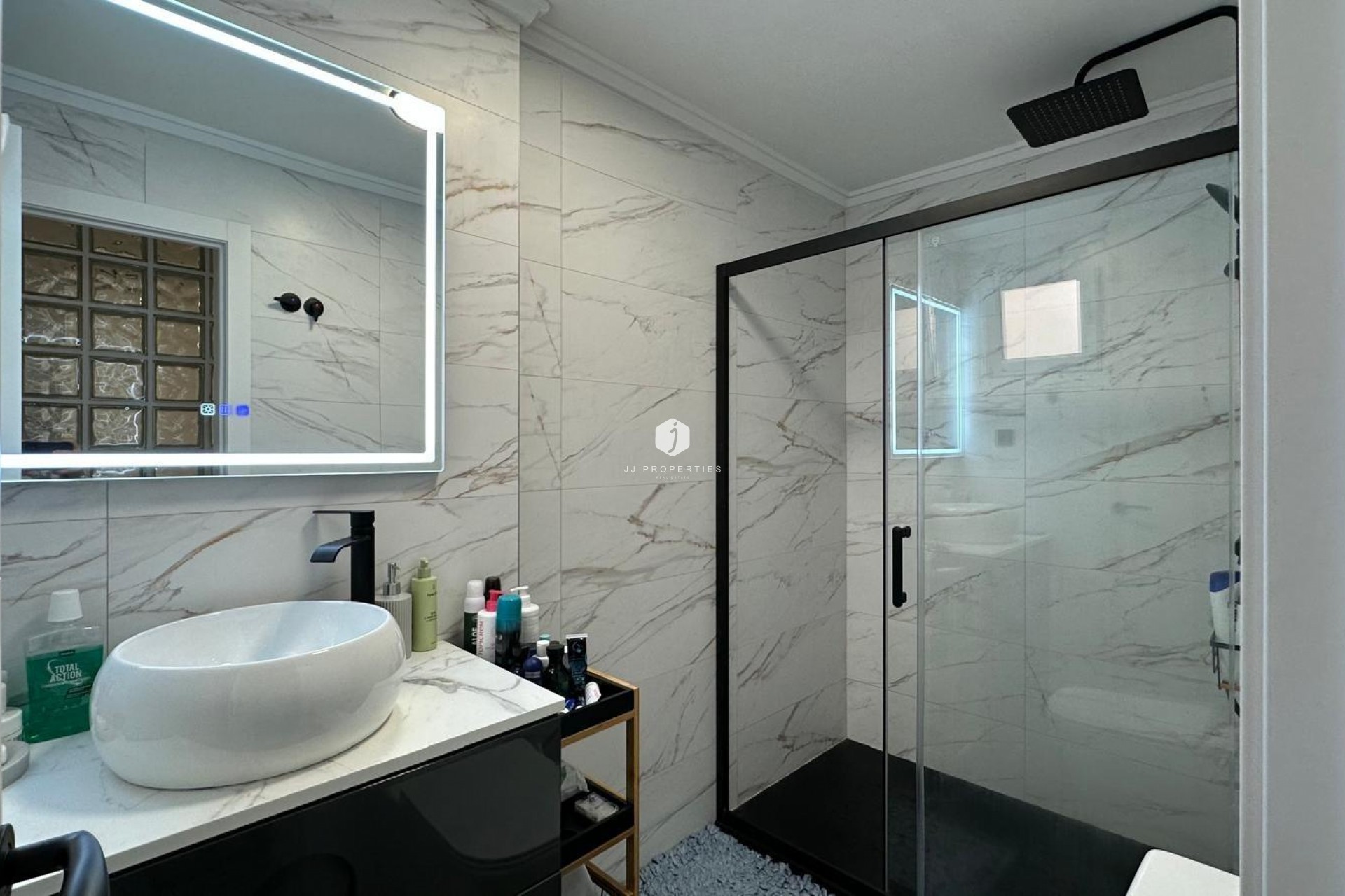 D'occasion - Appartement -
Torrevieja - Playa del Cura