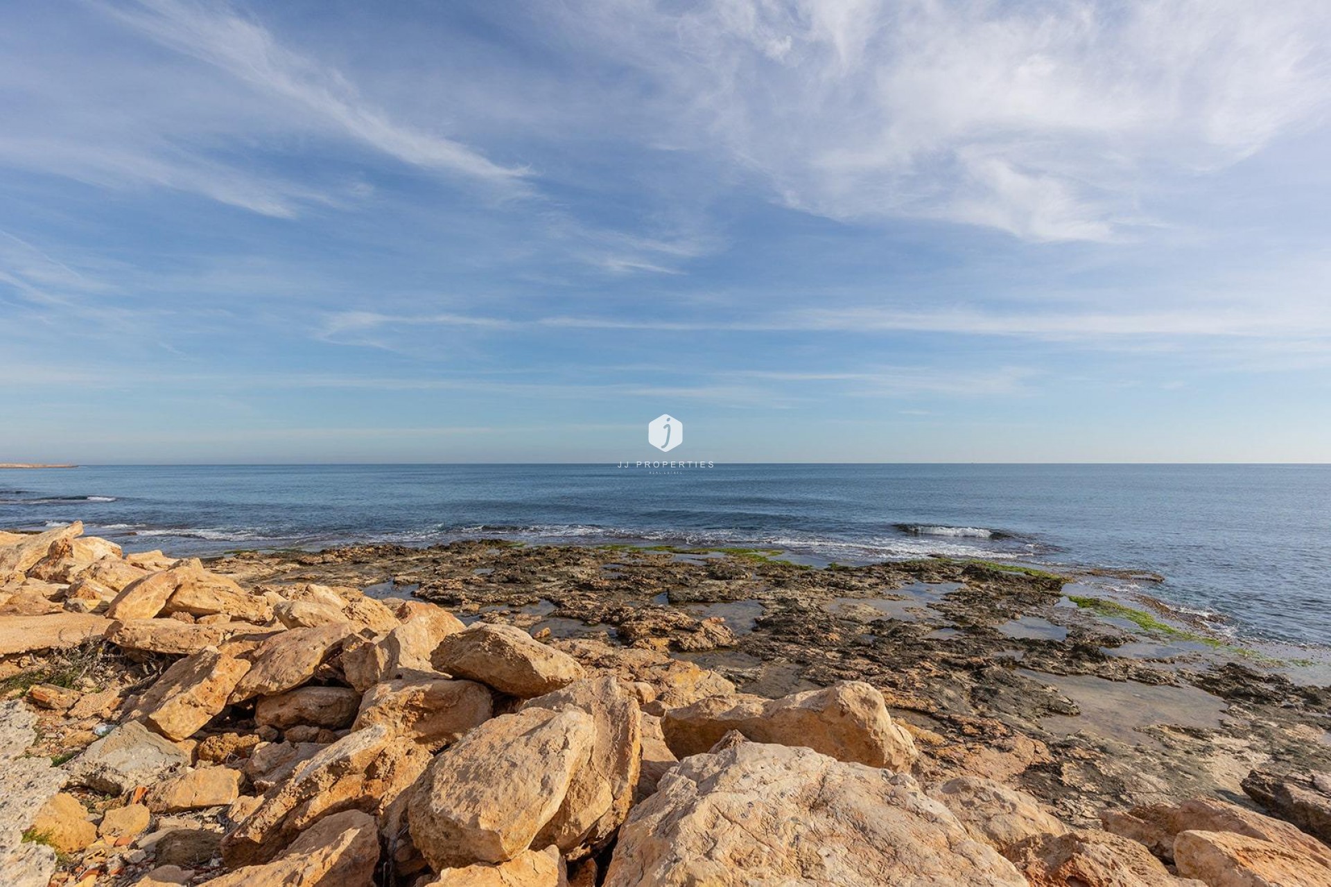 D'occasion - Appartement -
Torrevieja - Playa del Cura