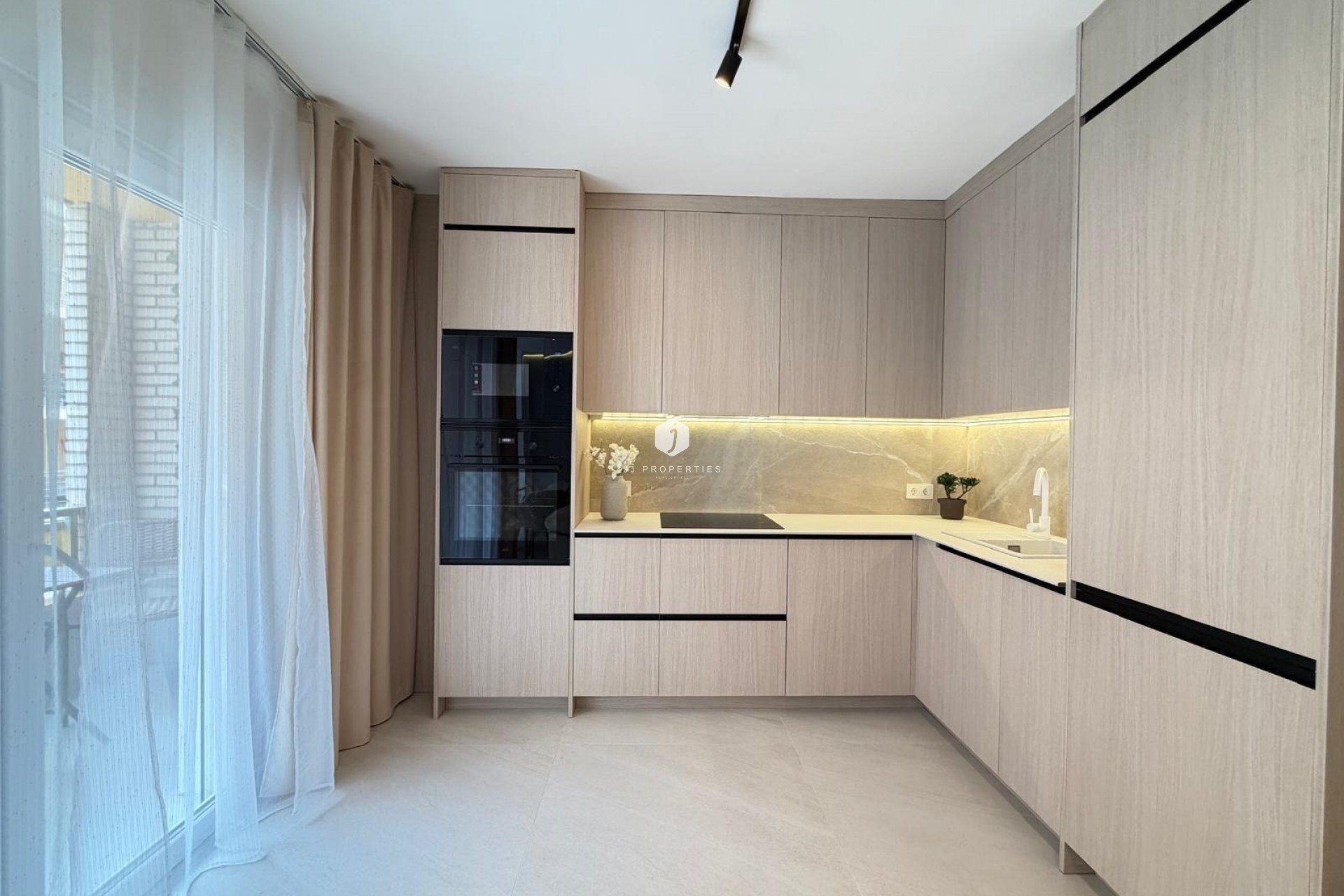 D'occasion - Appartement -
Torrevieja - Playa del Cura