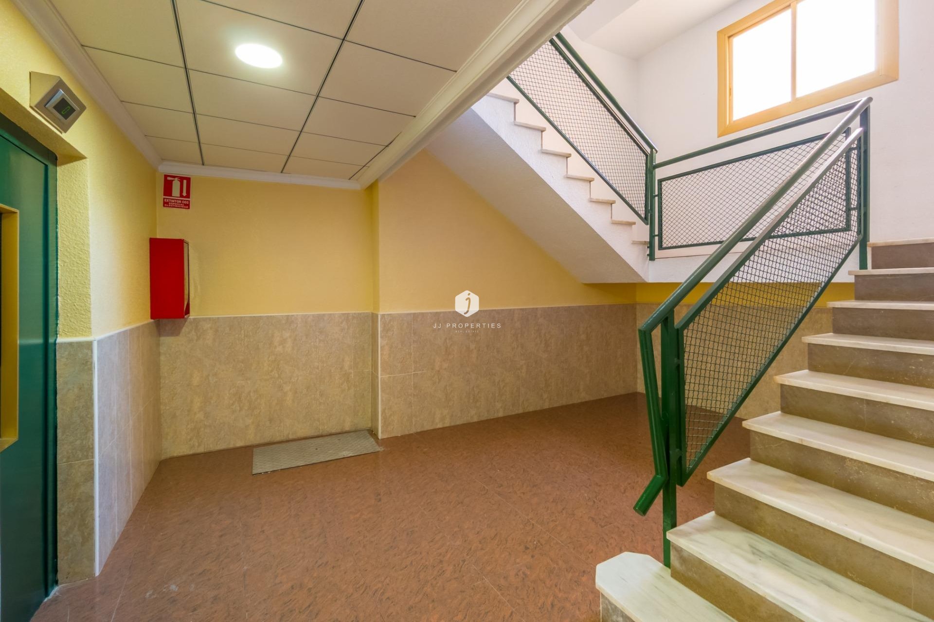 D'occasion - Appartement -
Torrevieja - Playa del Cura