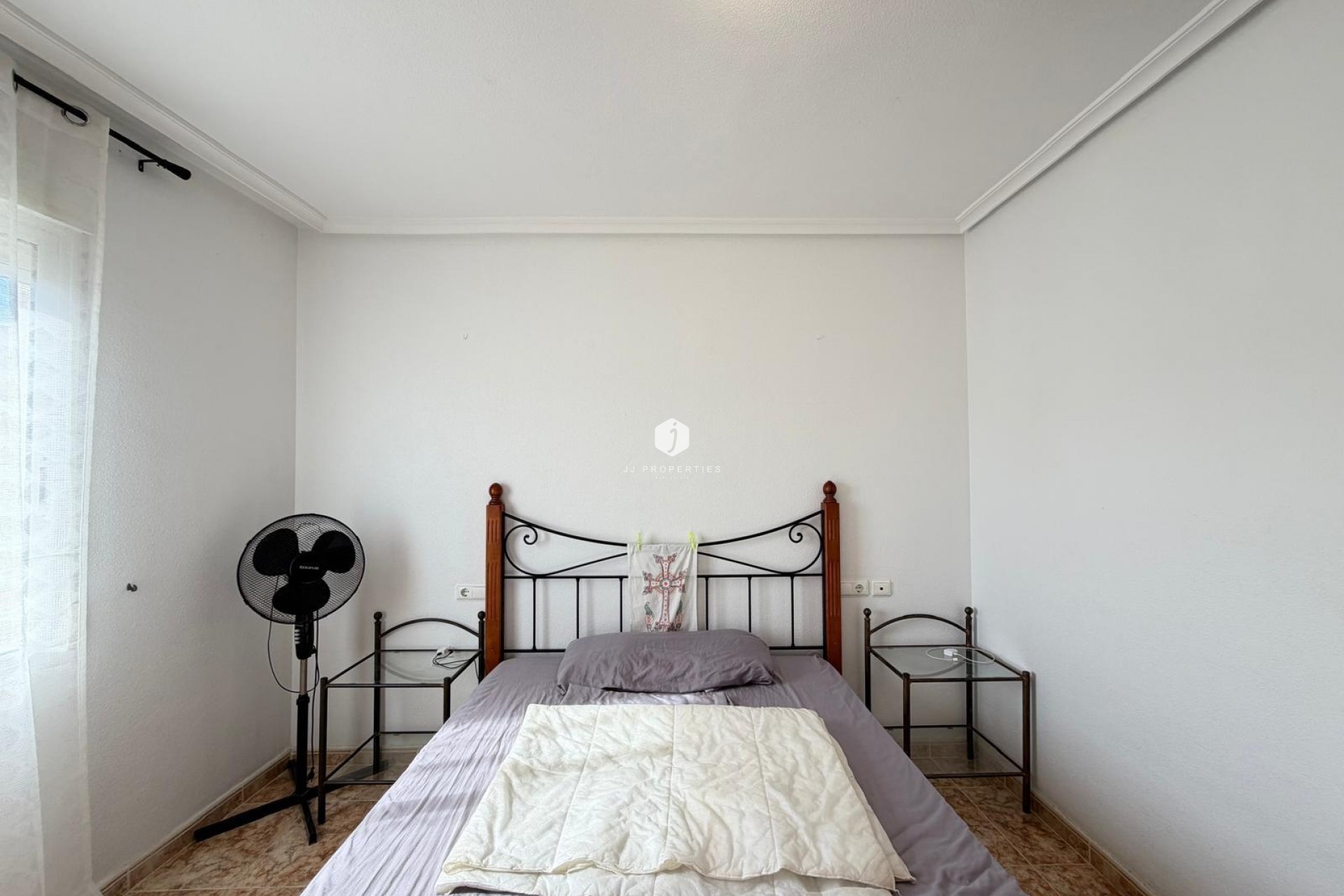 D'occasion - Appartement -
Torrevieja - Playa del Cura