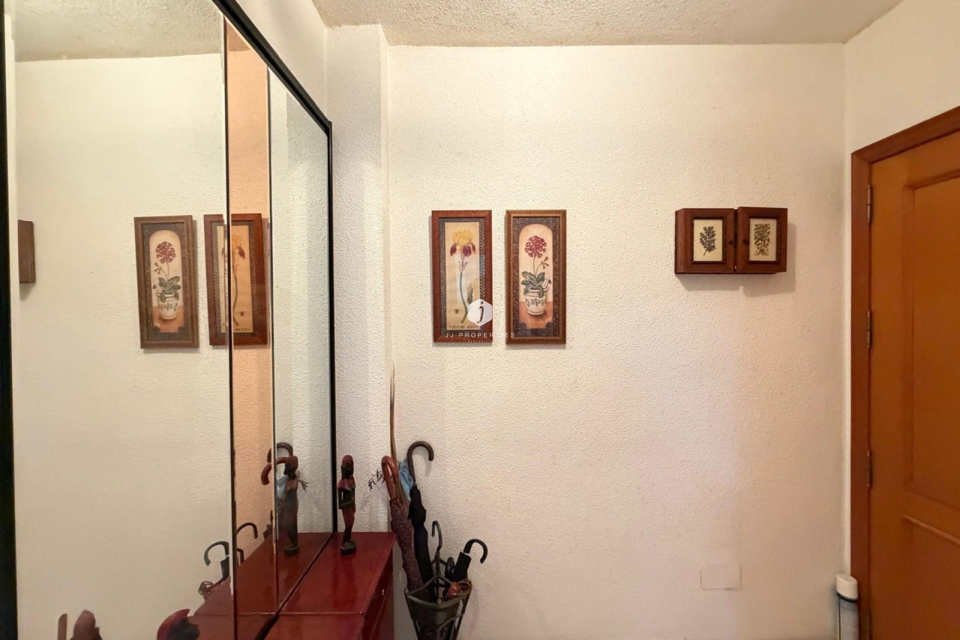 D'occasion - Appartement -
Torrevieja - Playa del Cura