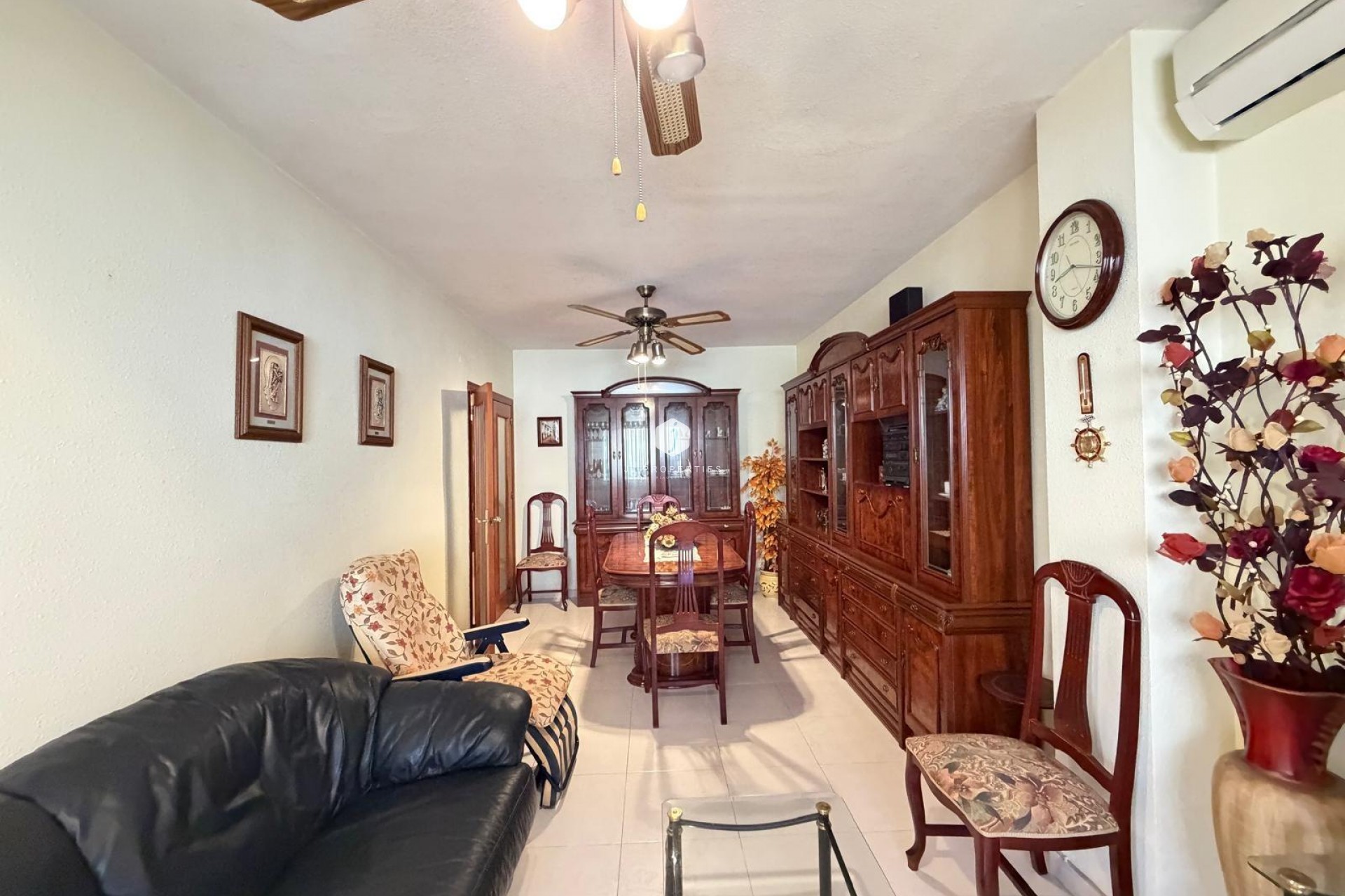 D'occasion - Appartement -
Torrevieja - Playa del Cura