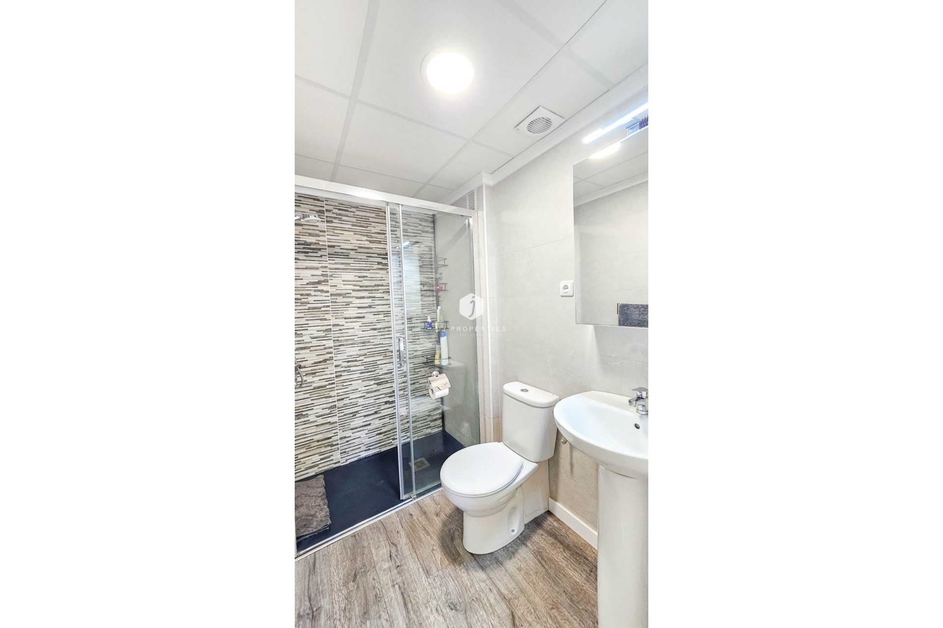 D'occasion - Appartement -
Torrevieja - Playa del Cura