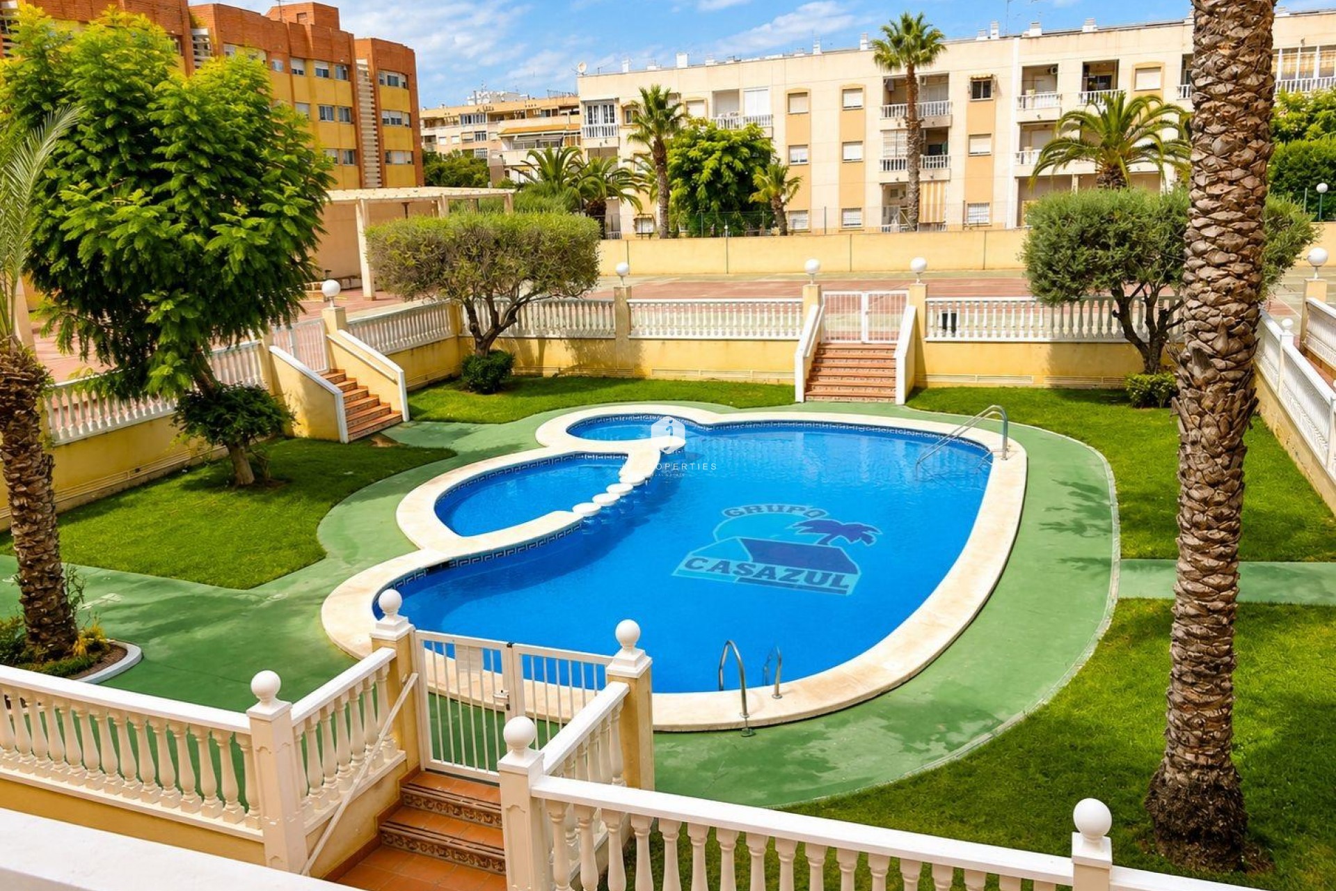 D'occasion - Appartement -
Torrevieja - Playa del Cura