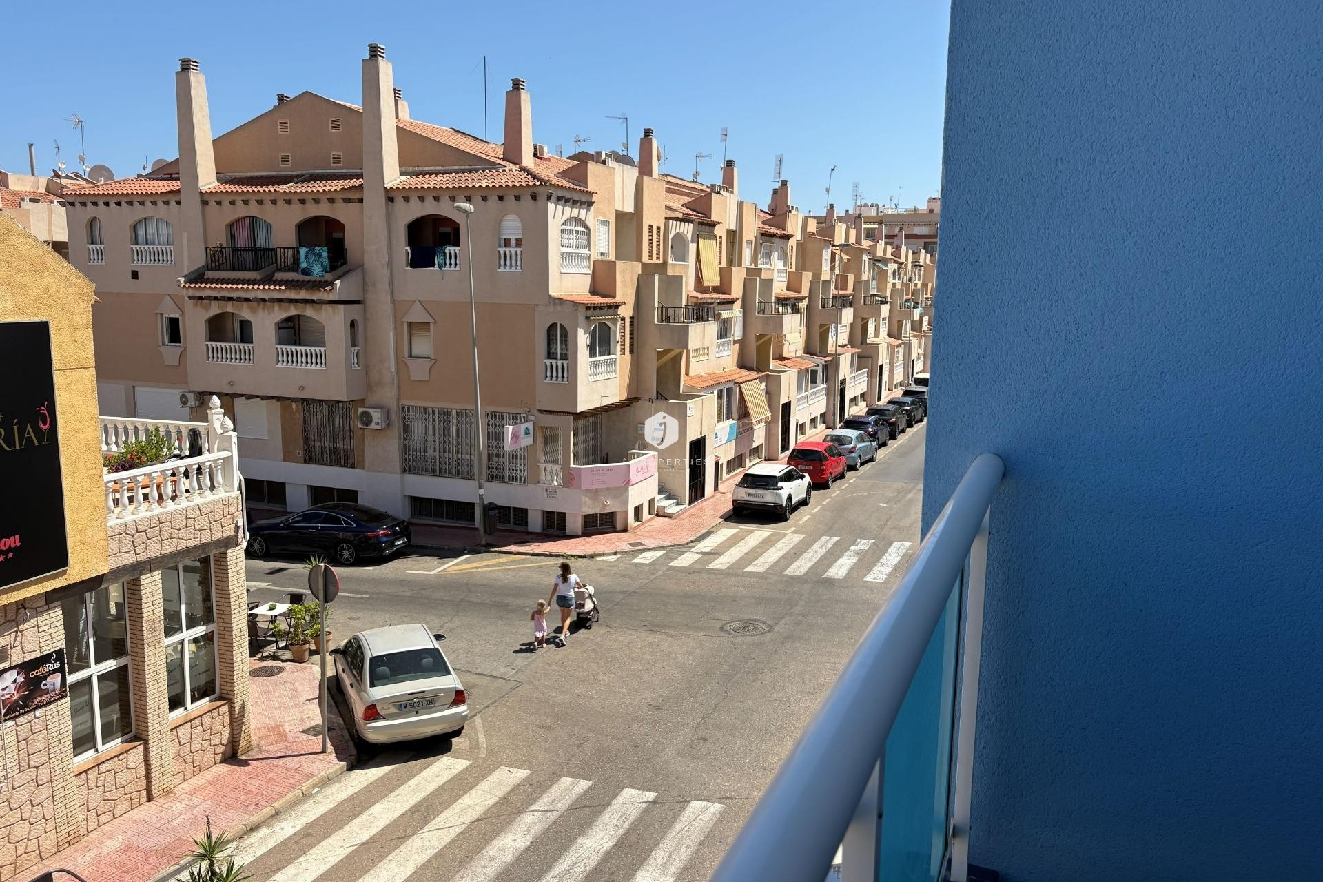 D'occasion - Appartement -
Torrevieja - Playa del Cura