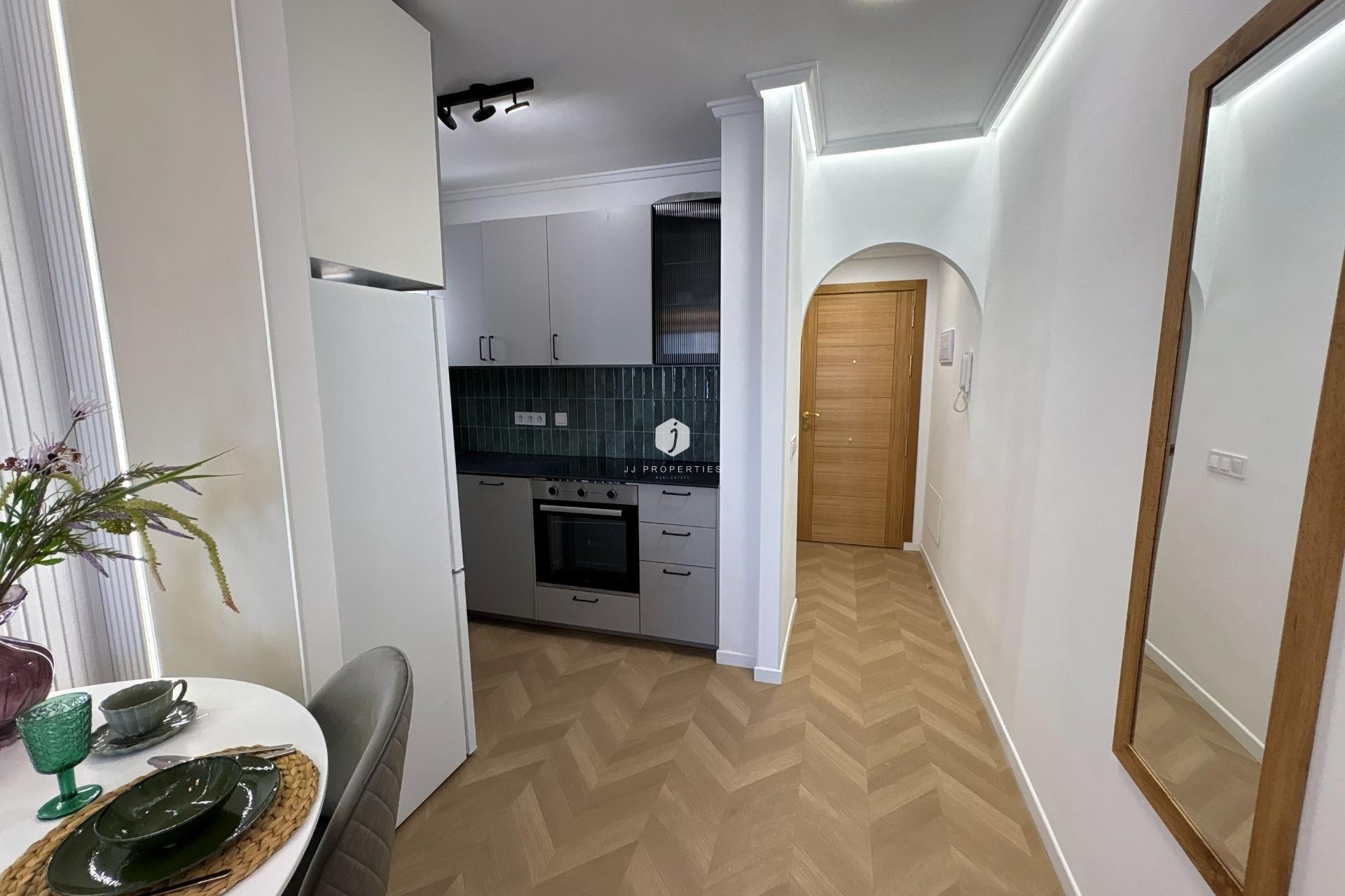 D'occasion - Appartement -
Torrevieja - Playa del Cura